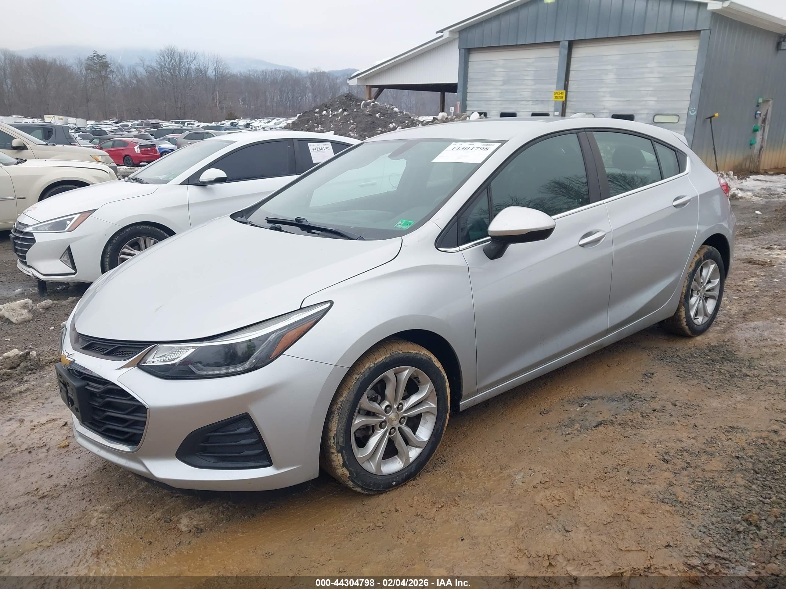 CHEVROLET CRUZE image 2