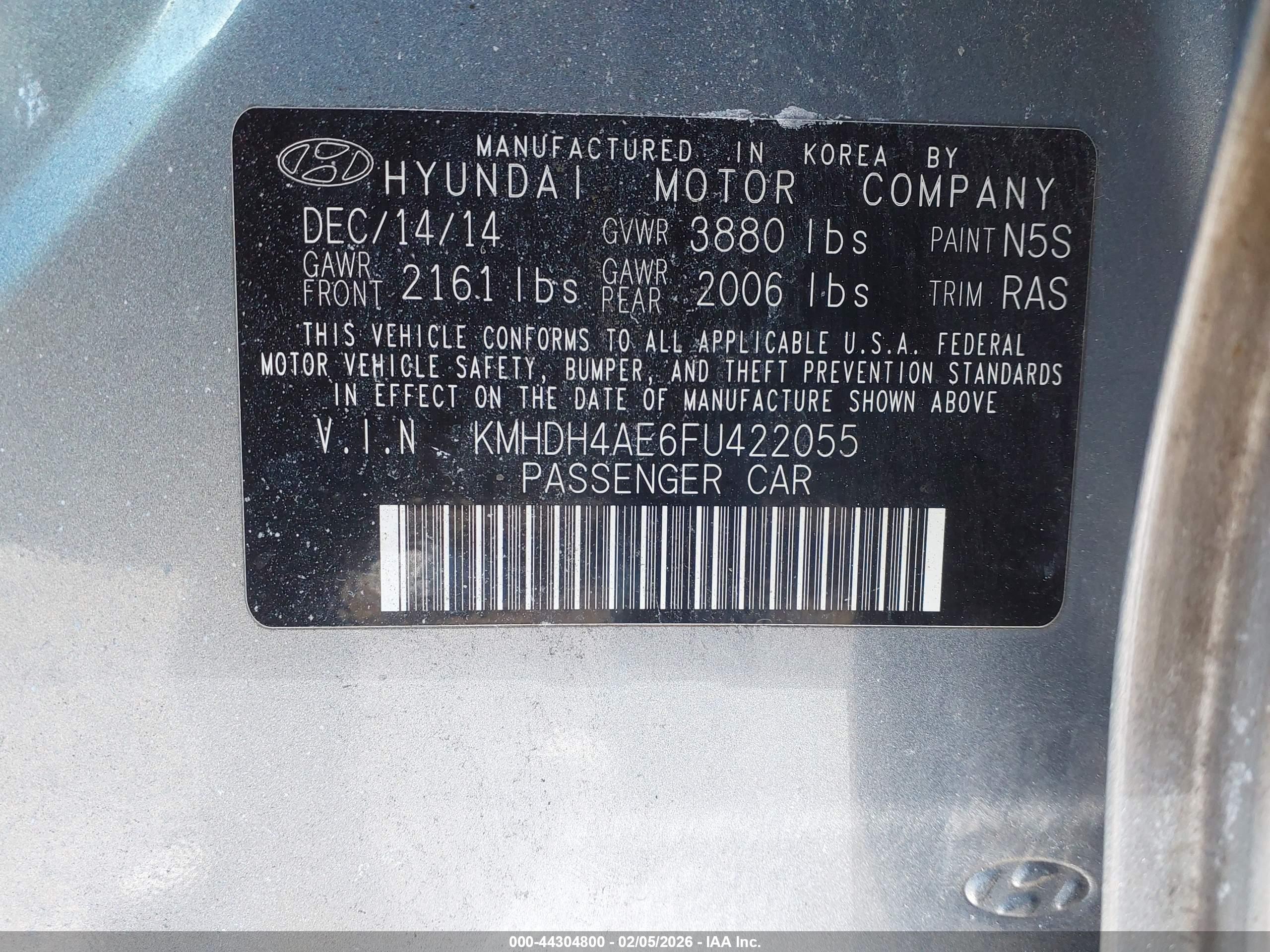 HYUNDAI ELANTRA image 9