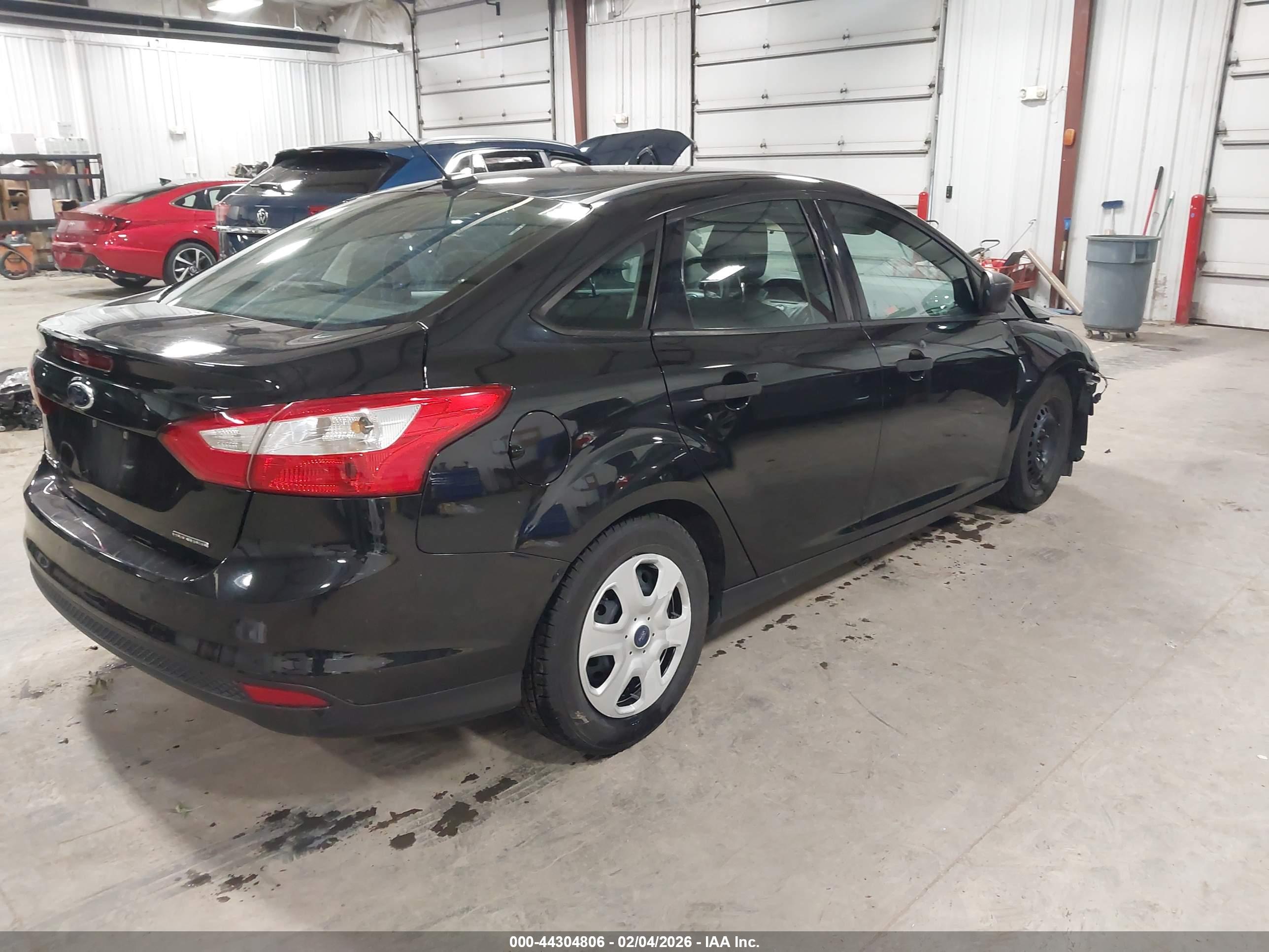 FORD FOCUS image 4
