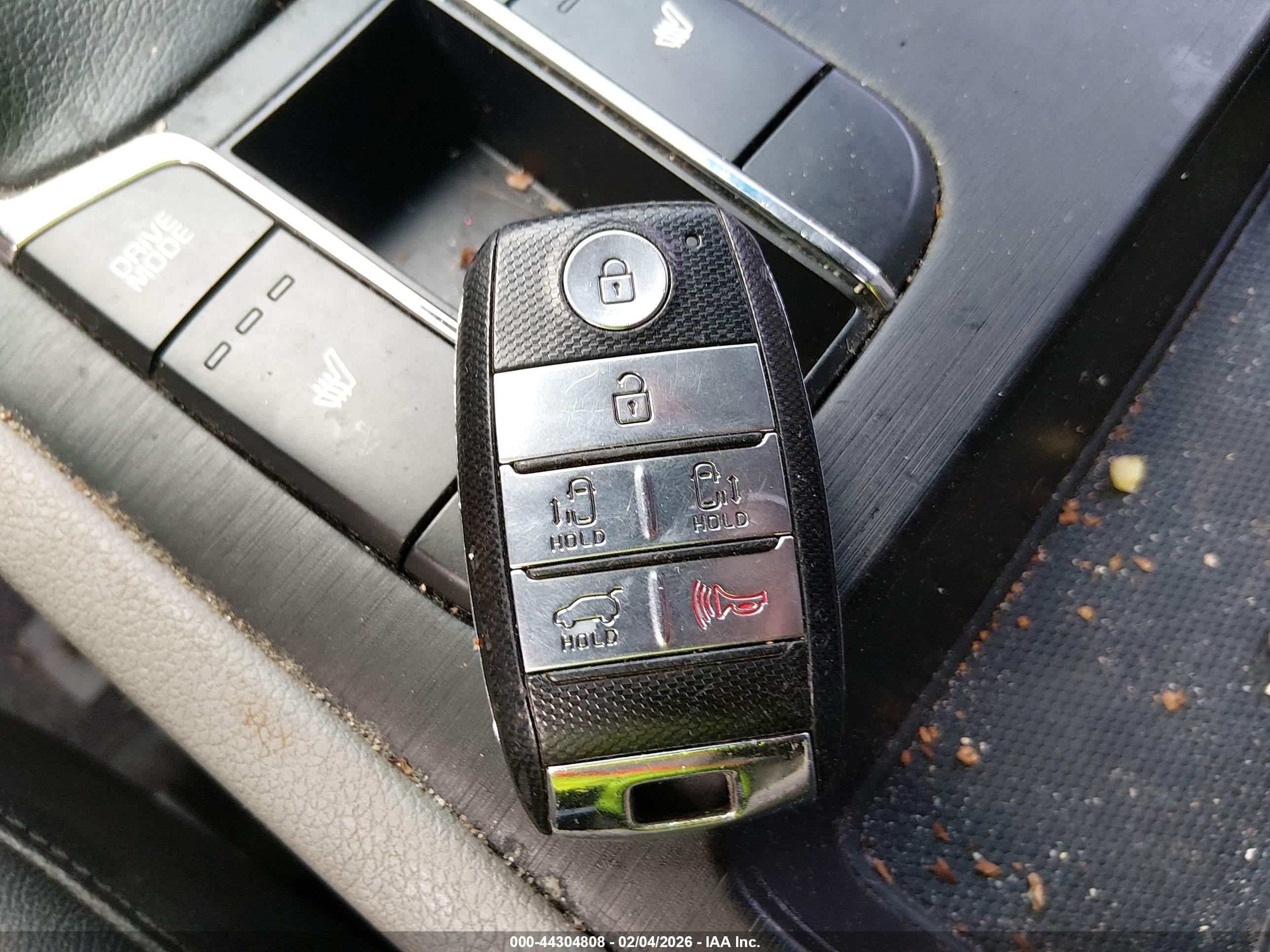 KIA SEDONA image 11