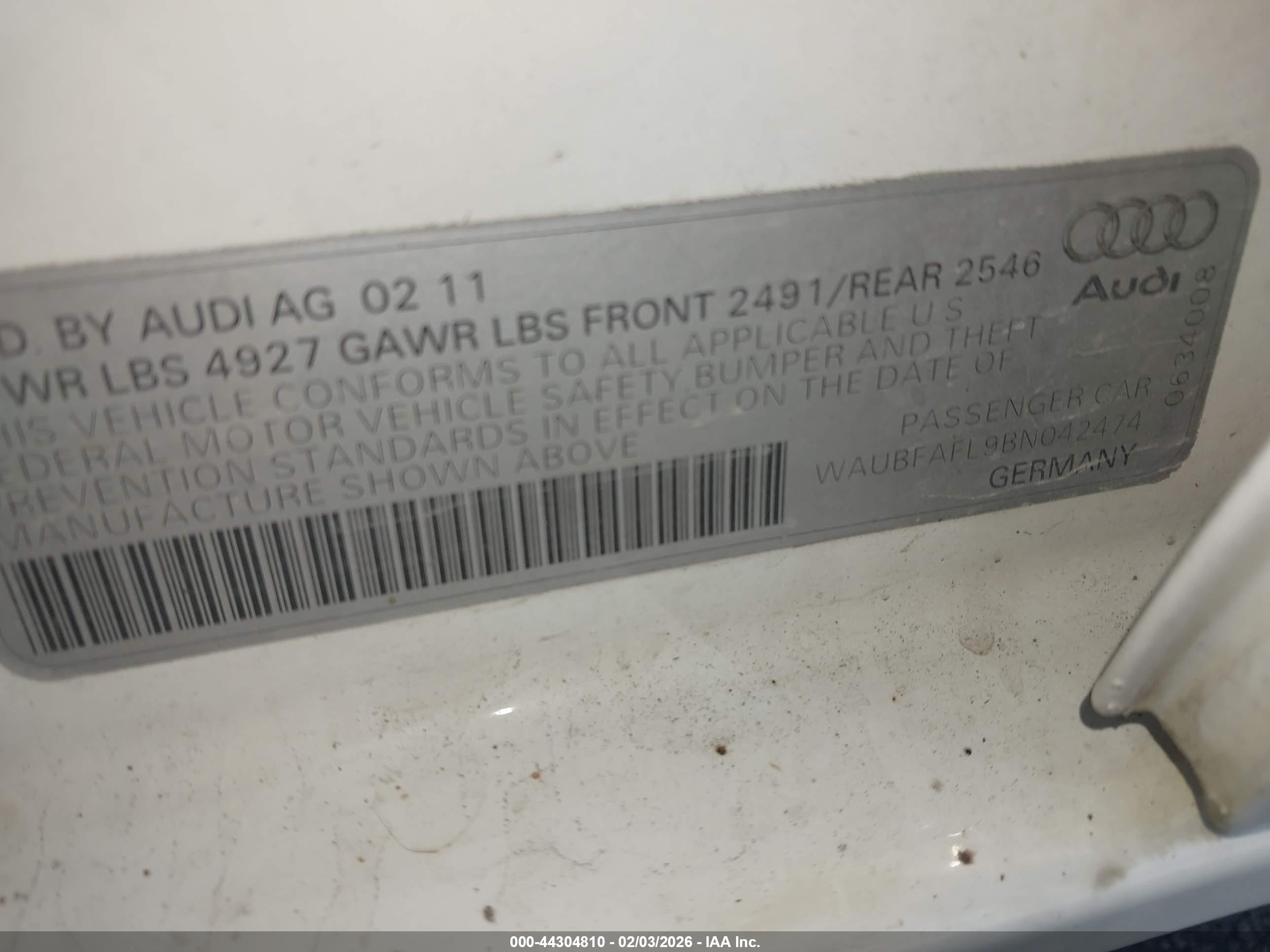 AUDI A4 image 9