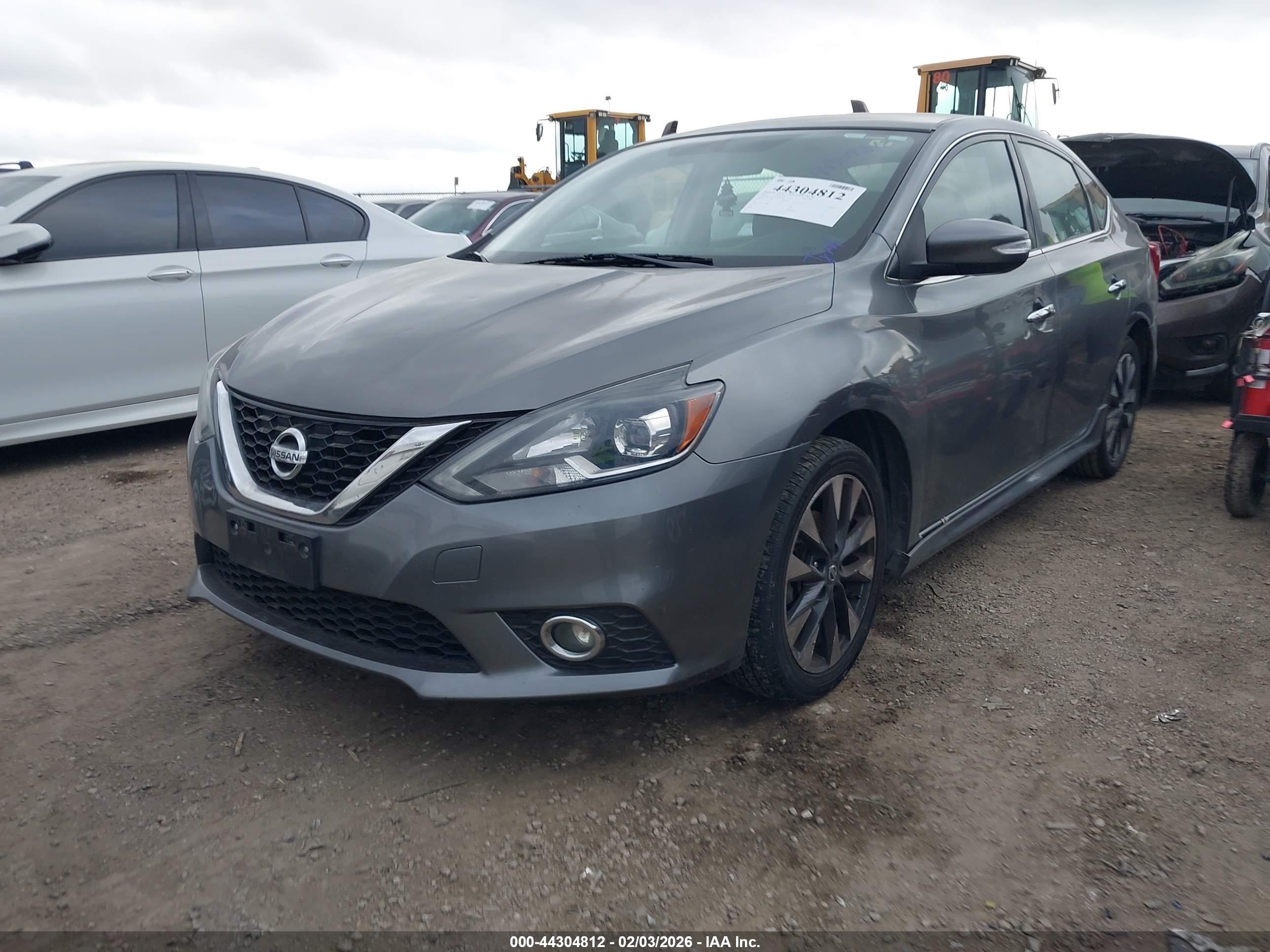 NISSAN SENTRA image 2