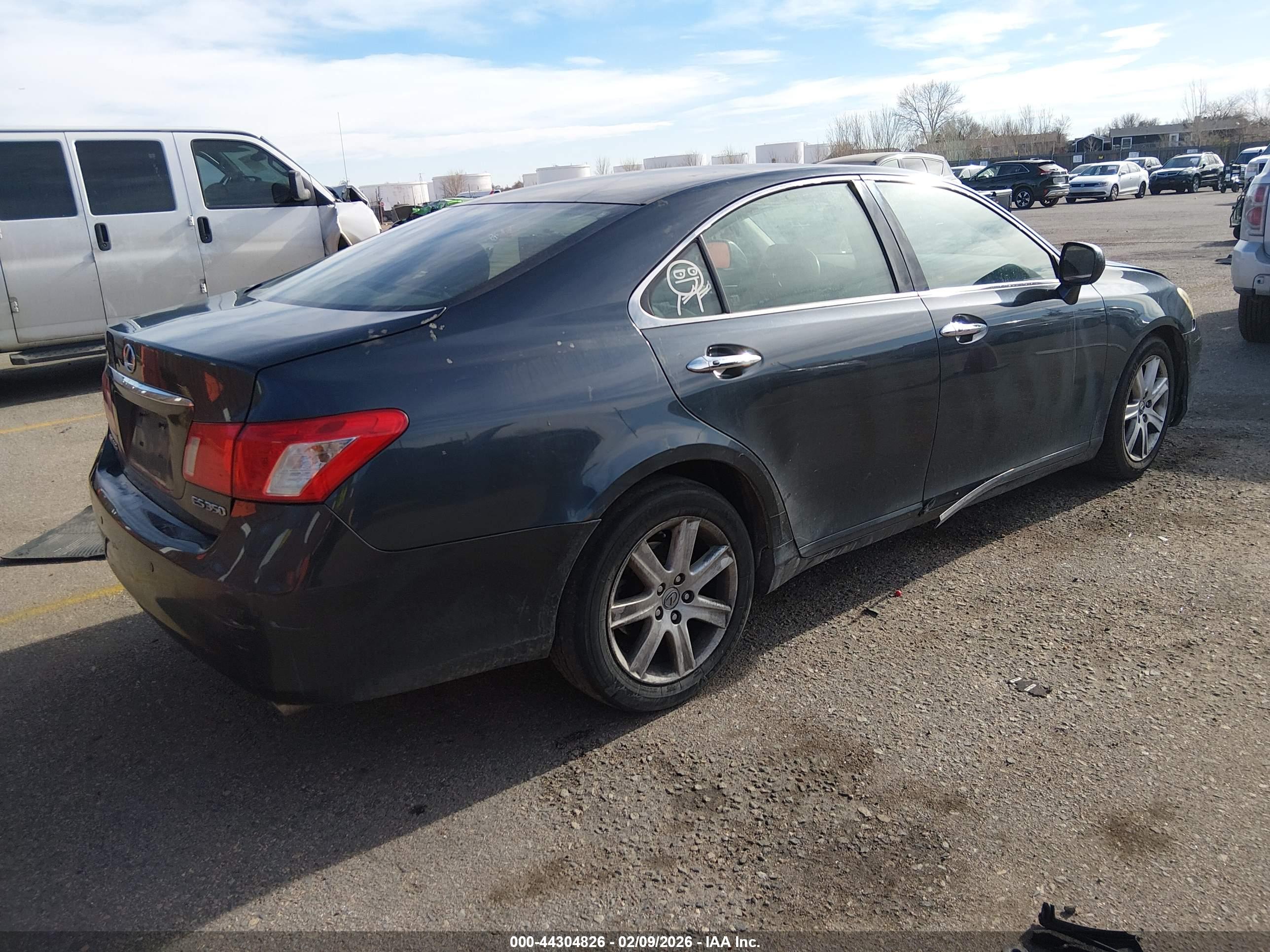LEXUS ES image 4