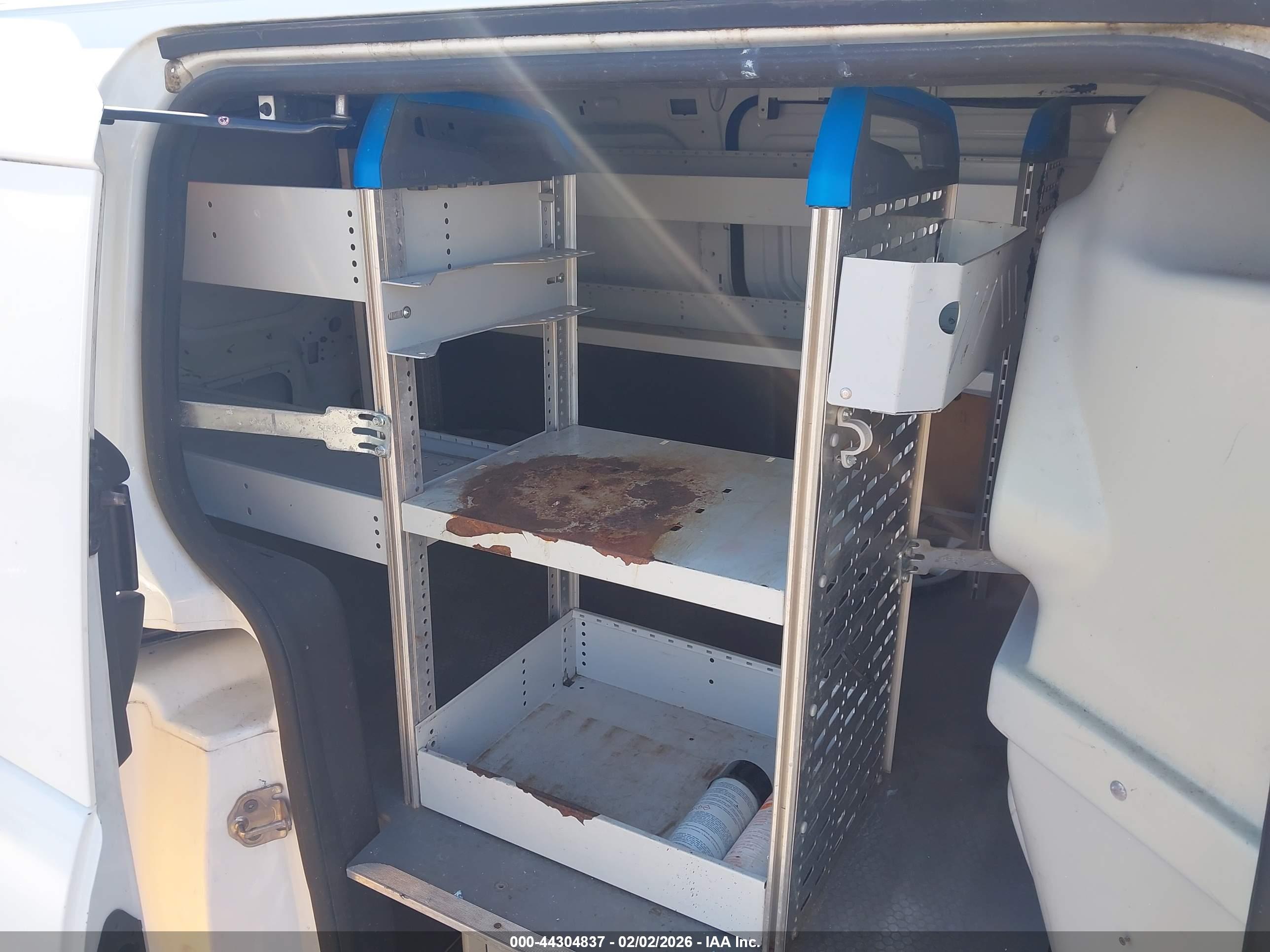 FORD TRANSIT image 8