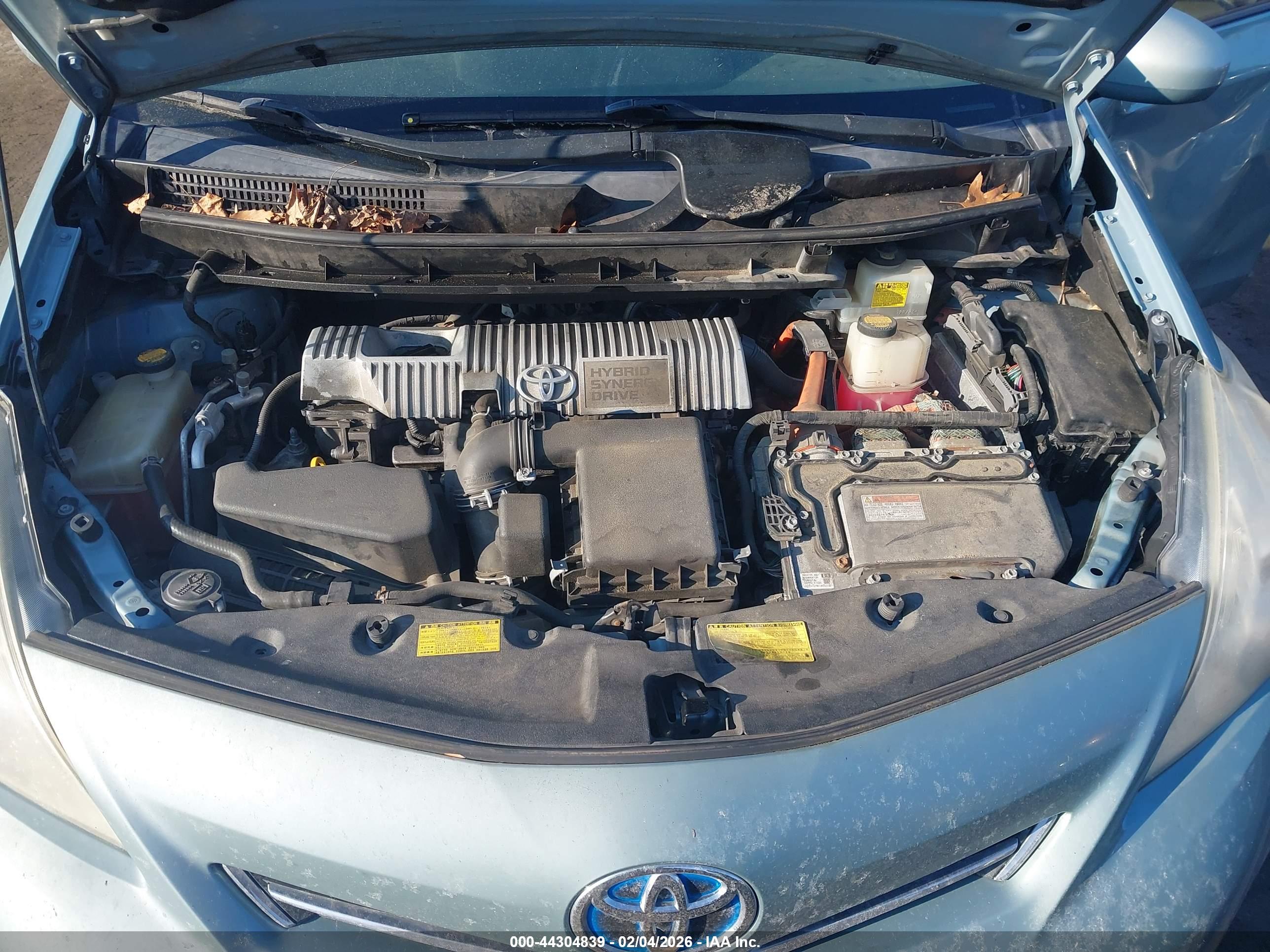 TOYOTA PRIUS image 10