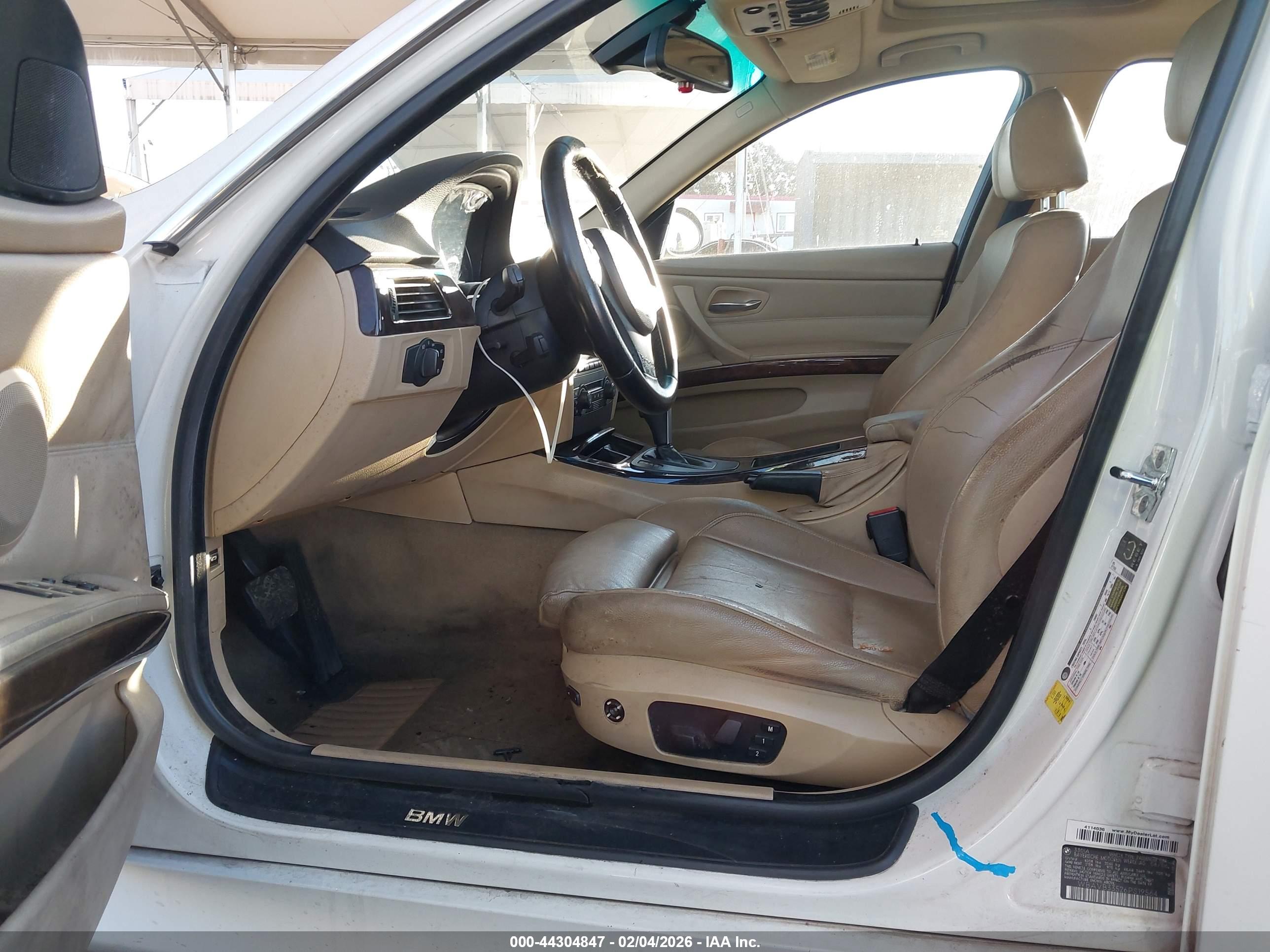 BMW 330I image 6