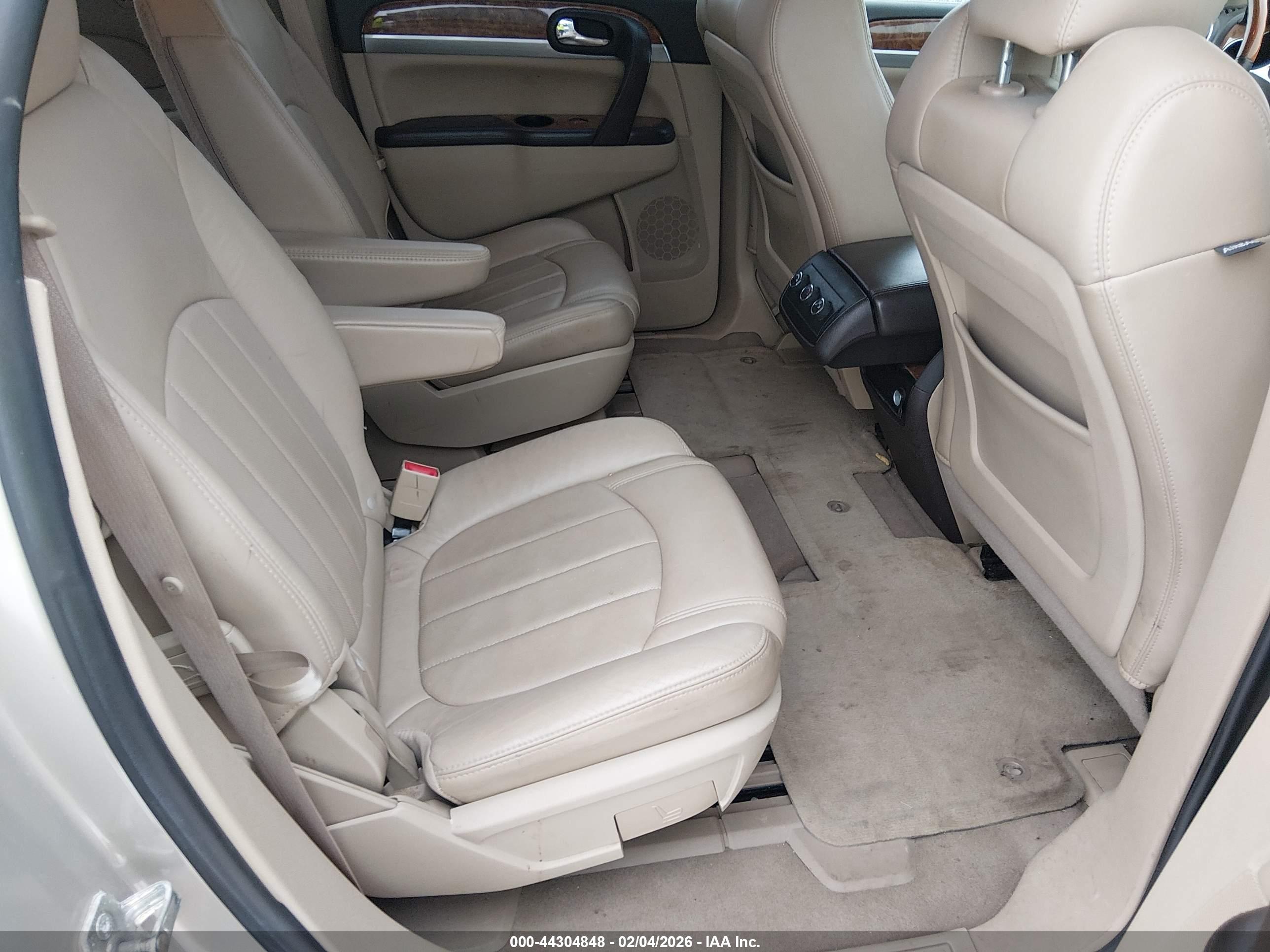 BUICK ENCLAVE image 8