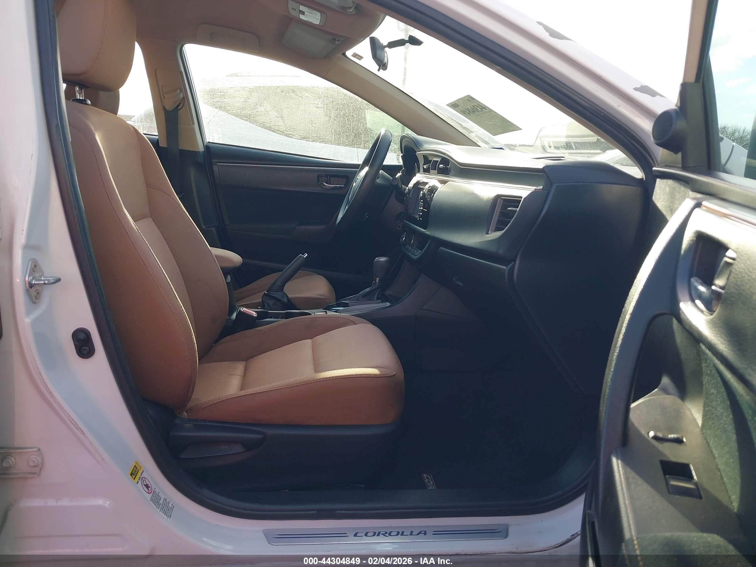 TOYOTA COROLLA image 5