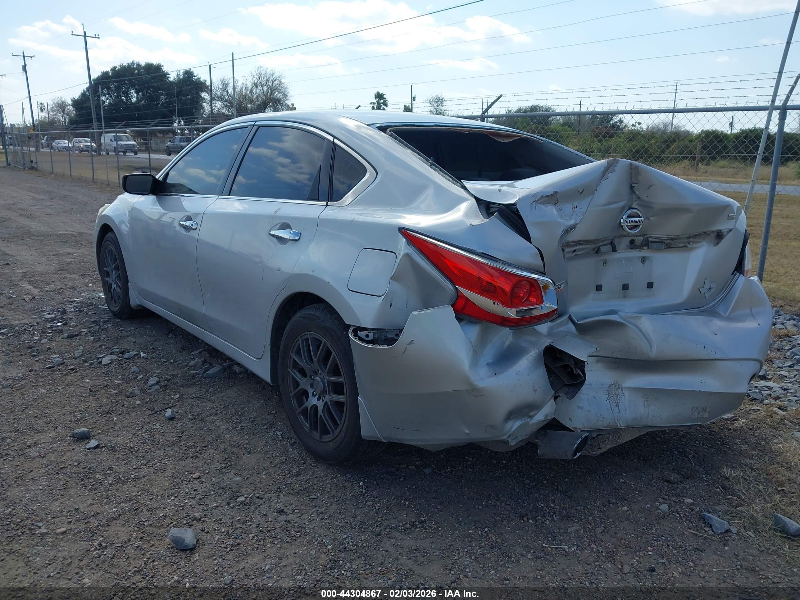 NISSAN ALTIMA image 3