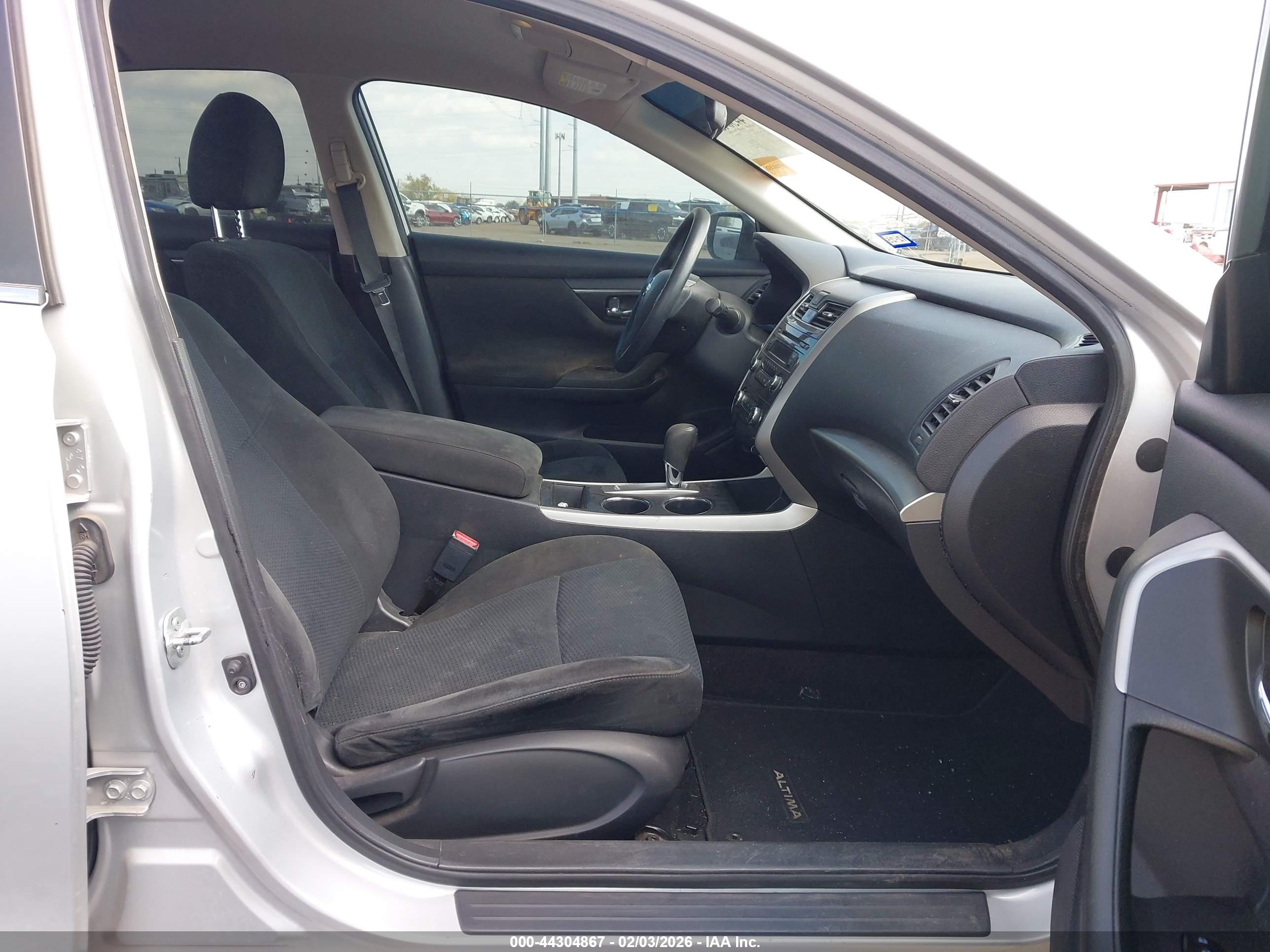 NISSAN ALTIMA image 5