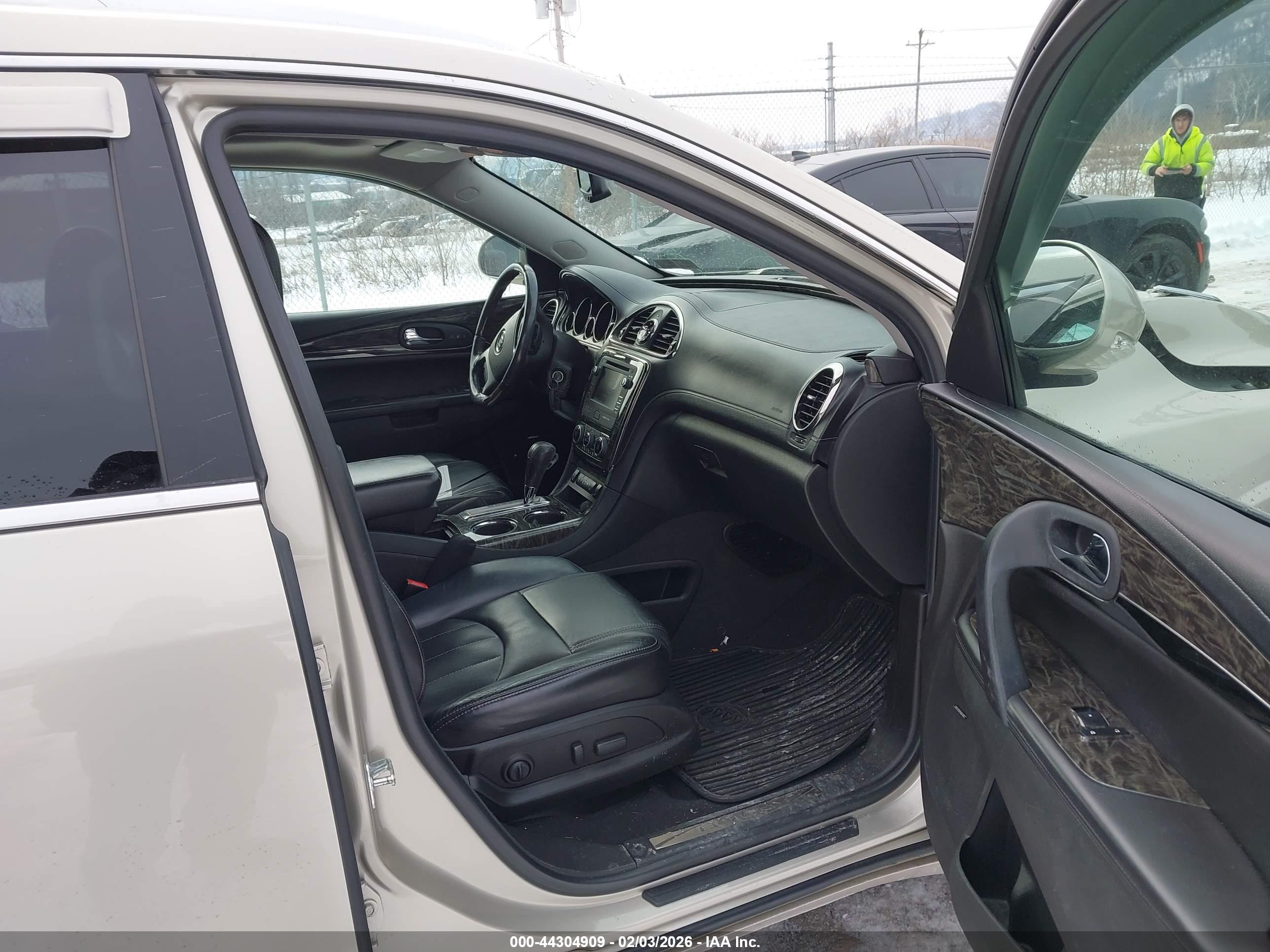BUICK ENCLAVE image 5