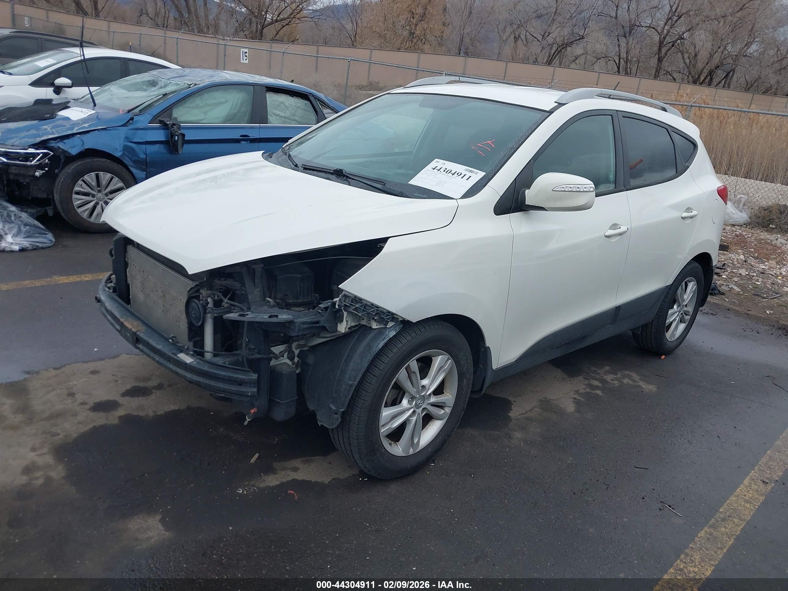 HYUNDAI TUCSON image 2