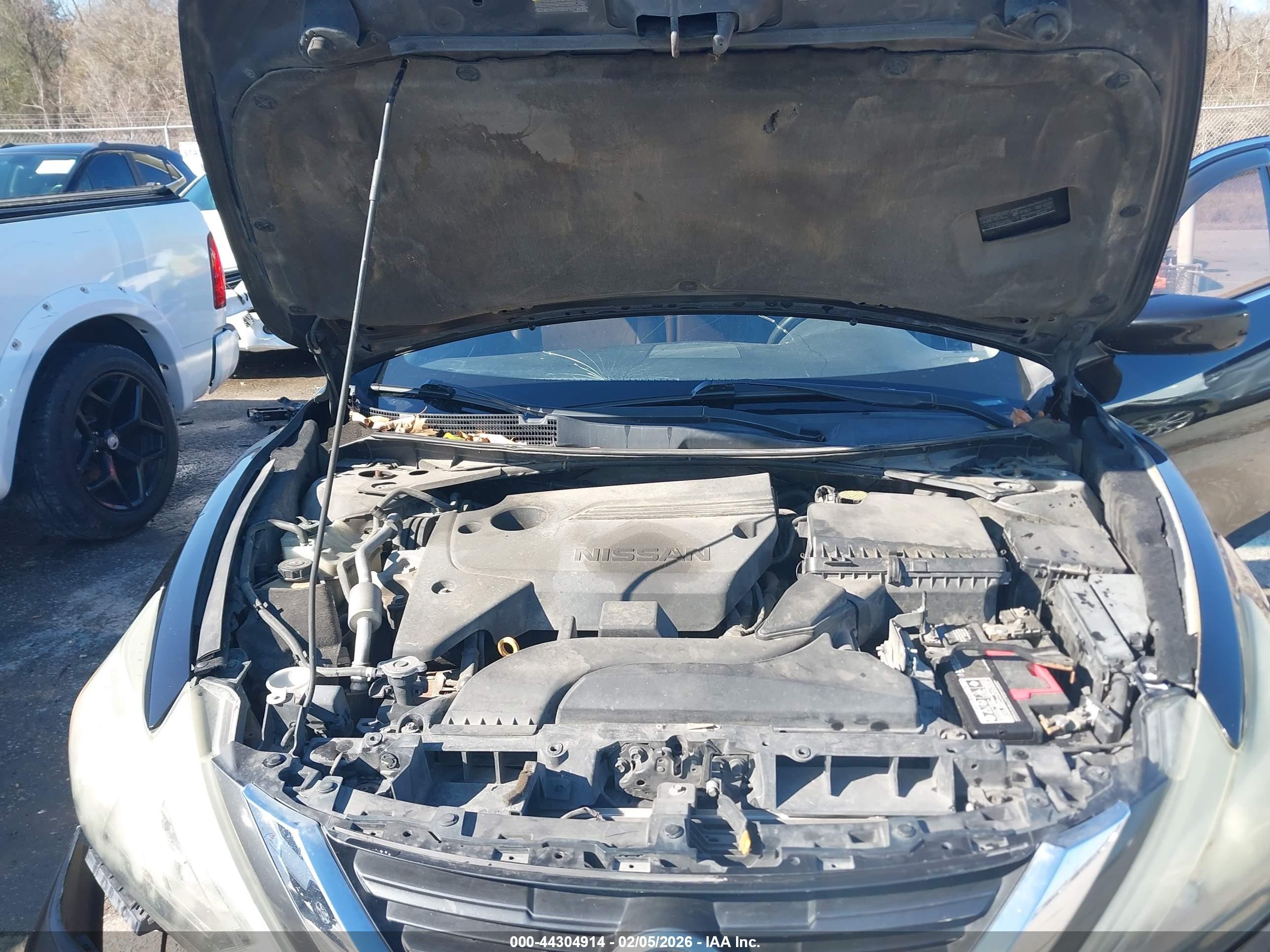 NISSAN ALTIMA image 10
