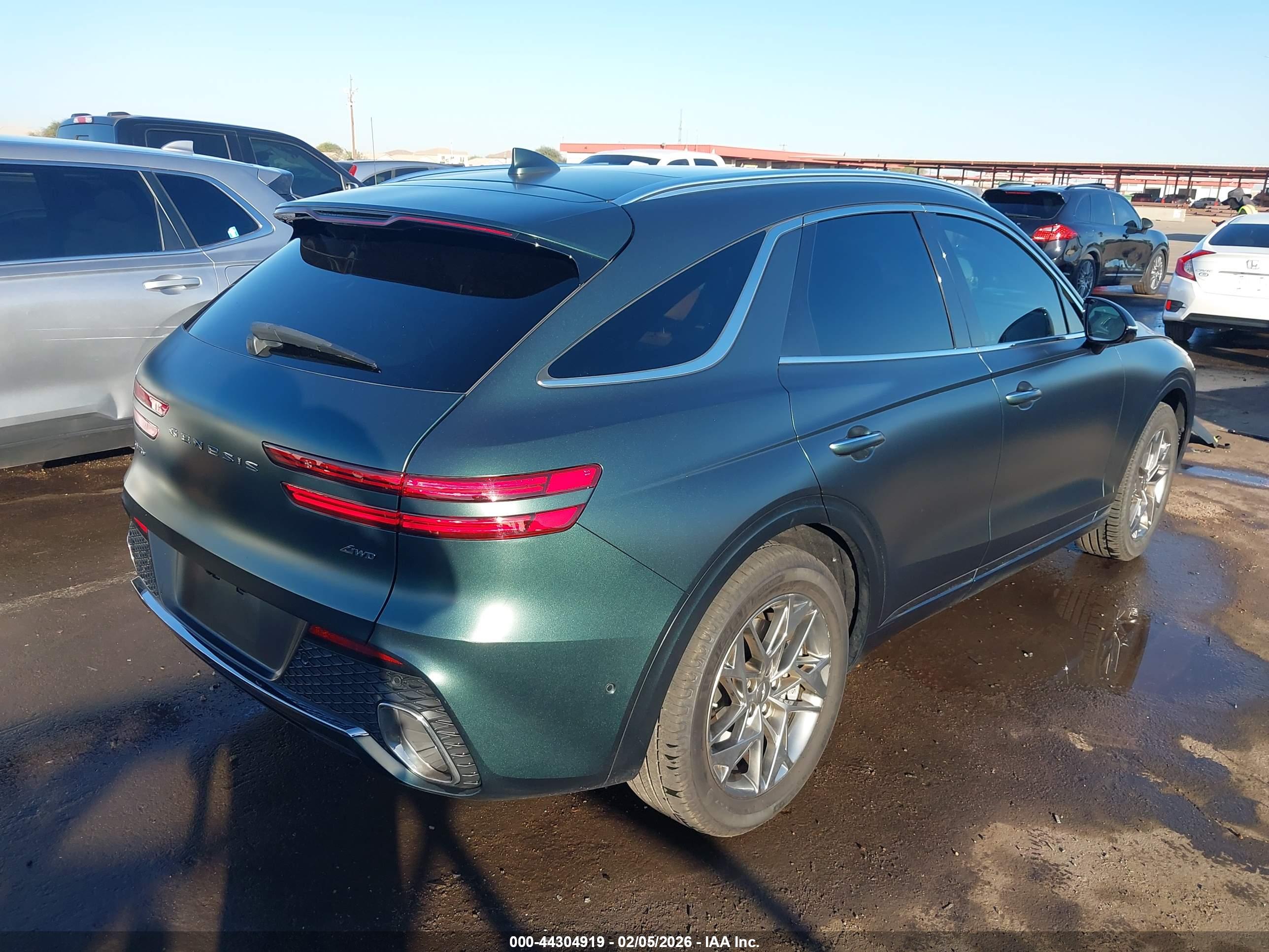 GENESIS GV70 image 4