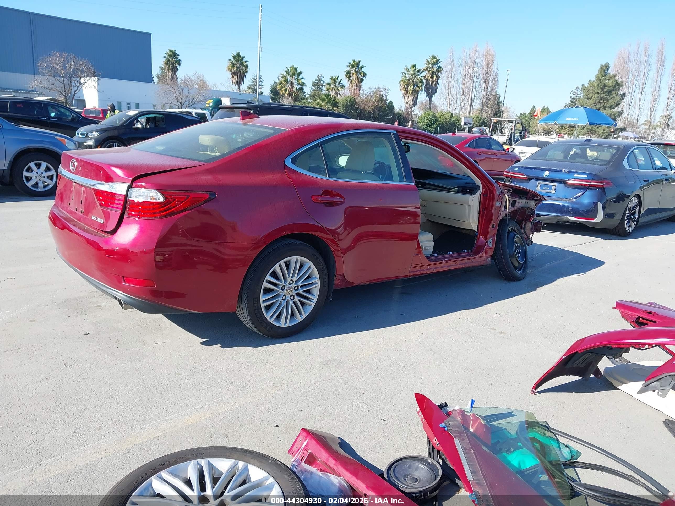 LEXUS ES image 4