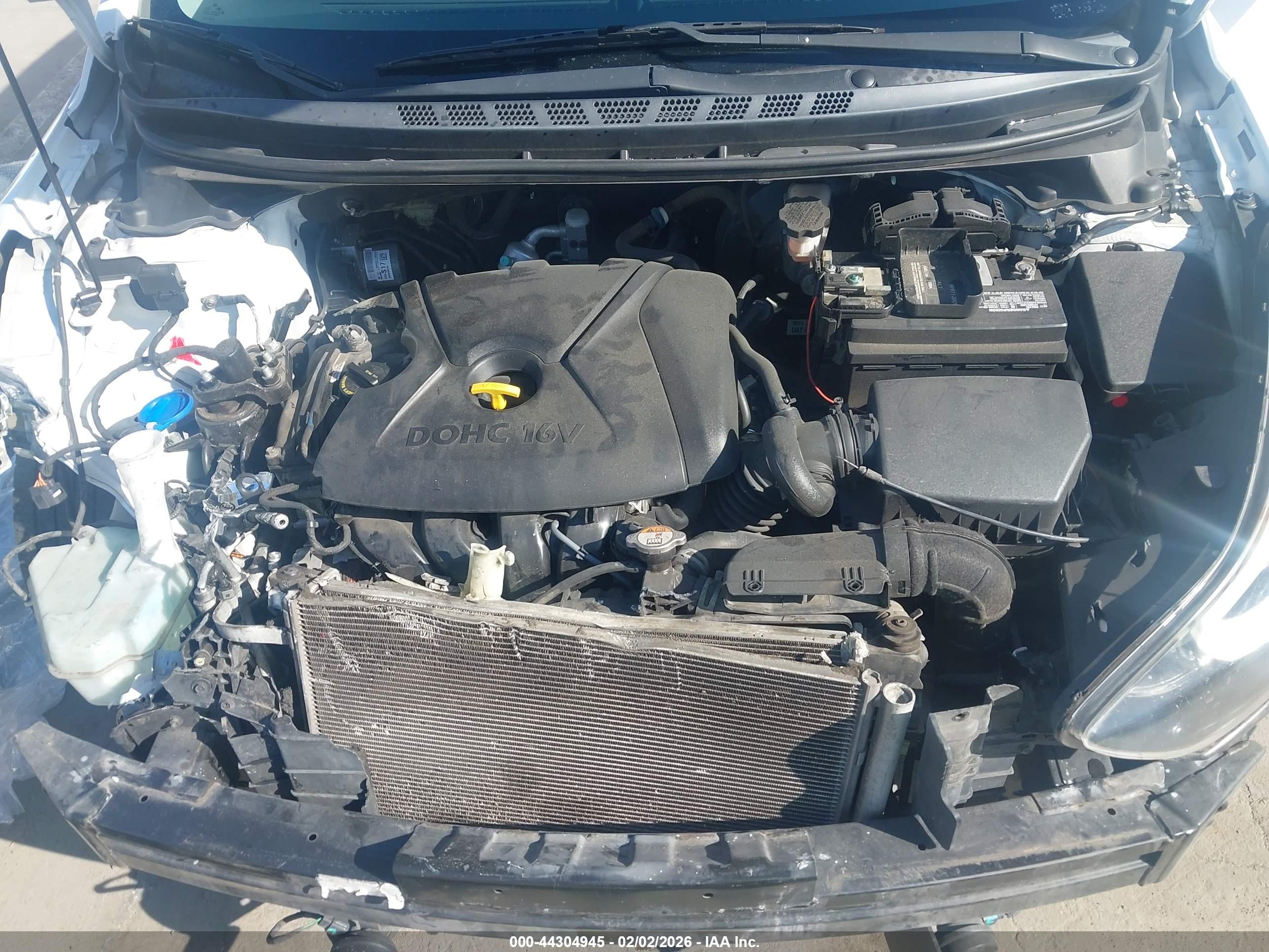 HYUNDAI ELANTRA image 10