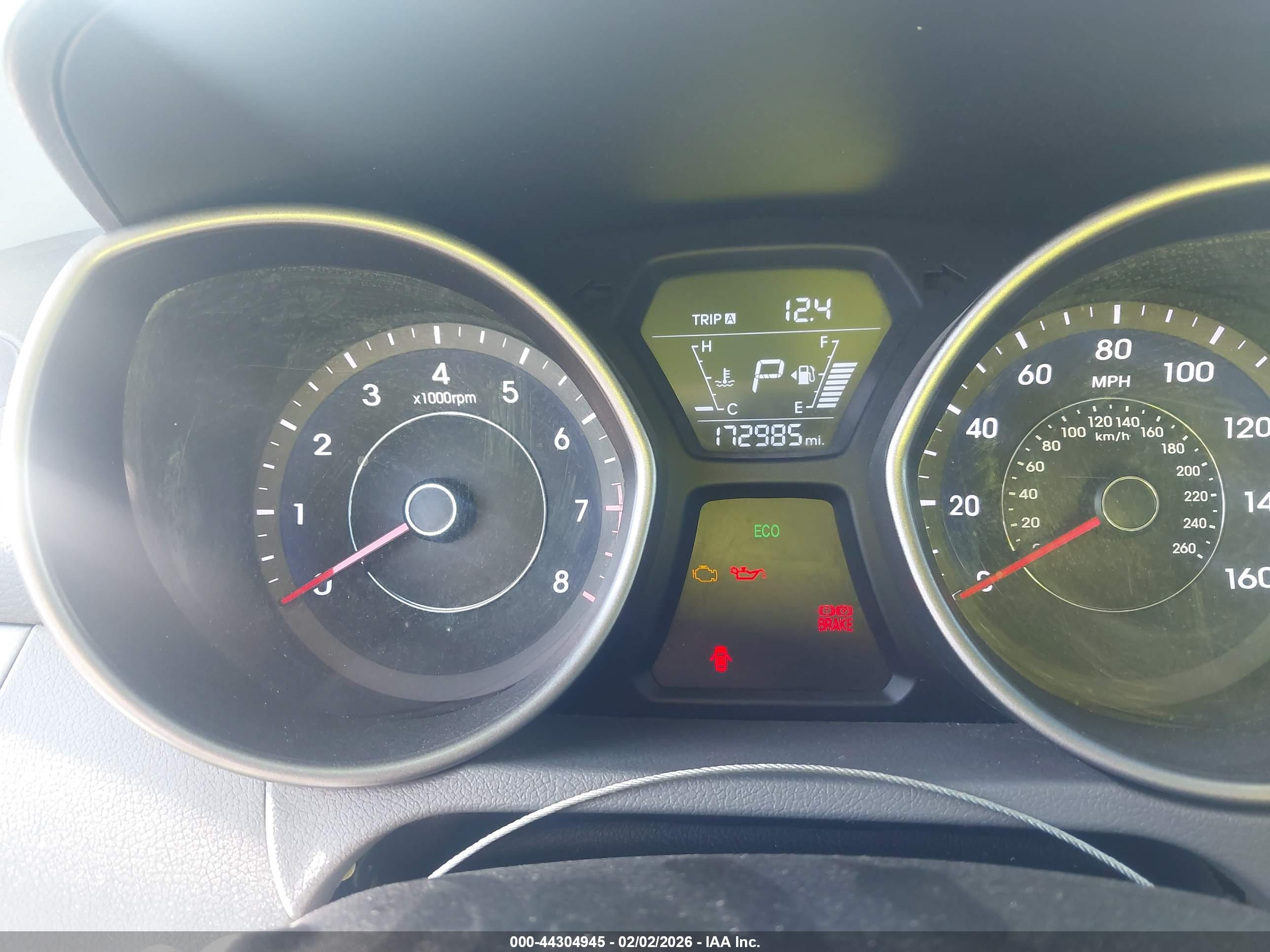 HYUNDAI ELANTRA image 7
