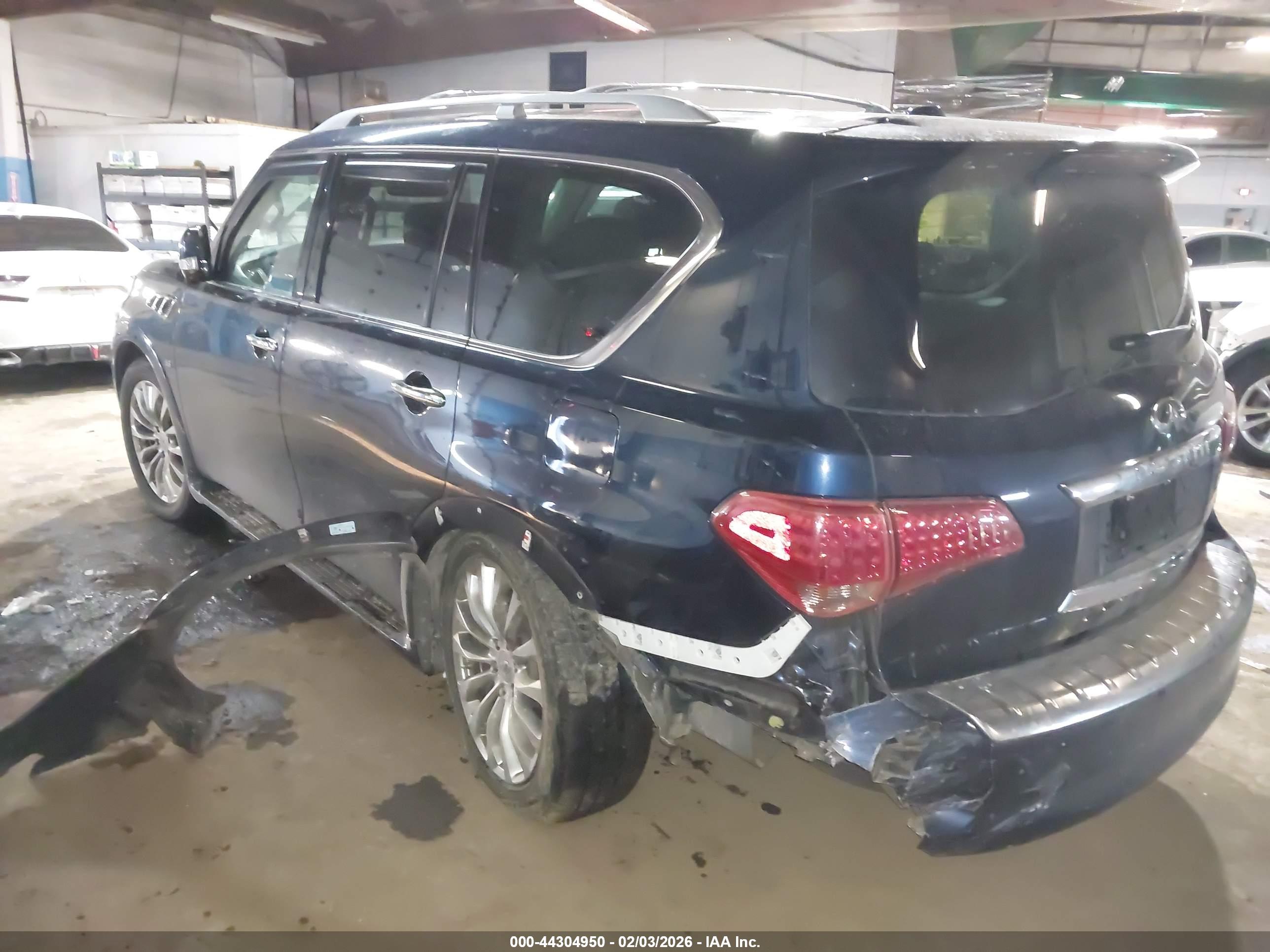 INFINITI QX80 image 3