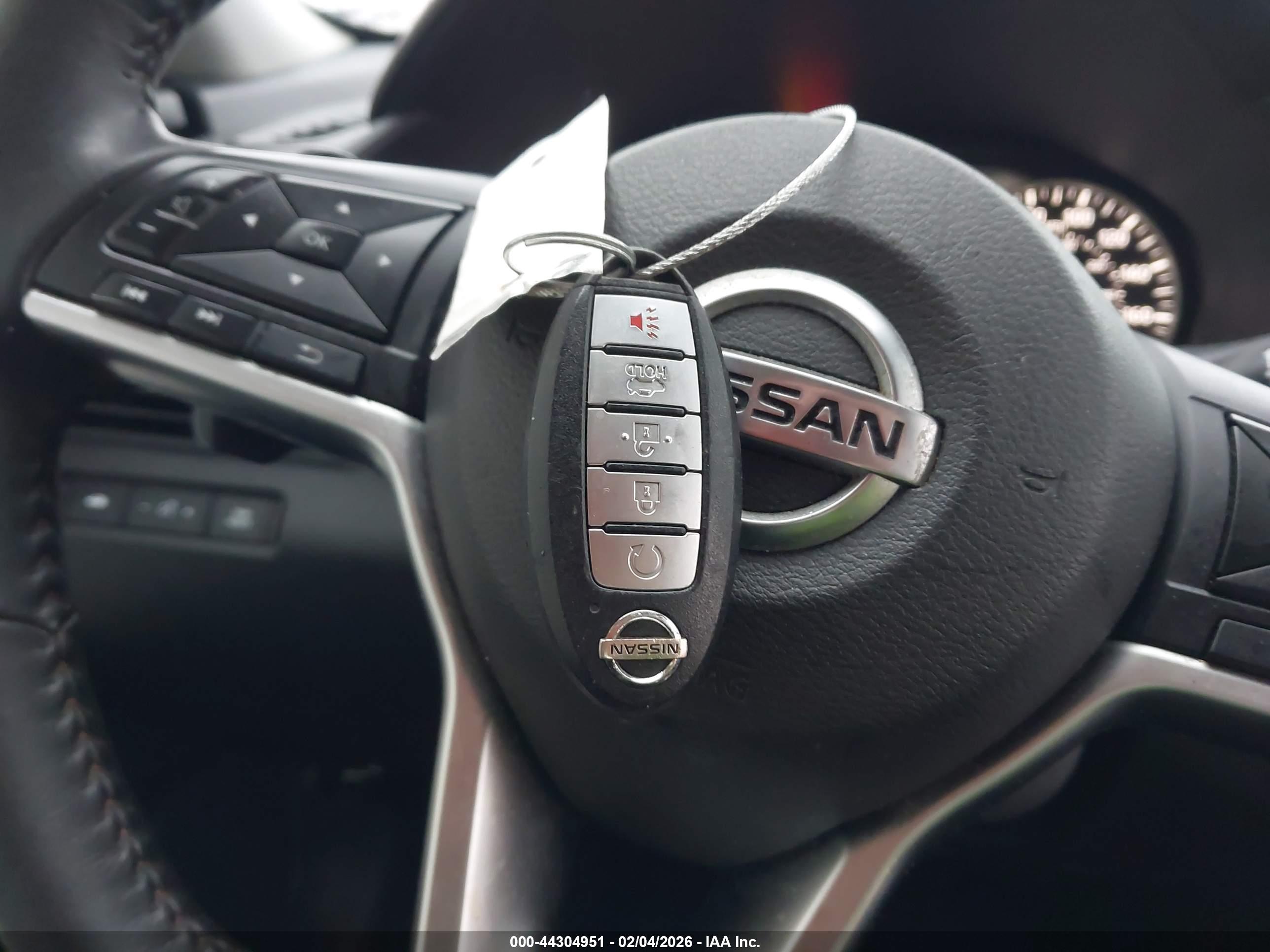 NISSAN ALTIMA image 11