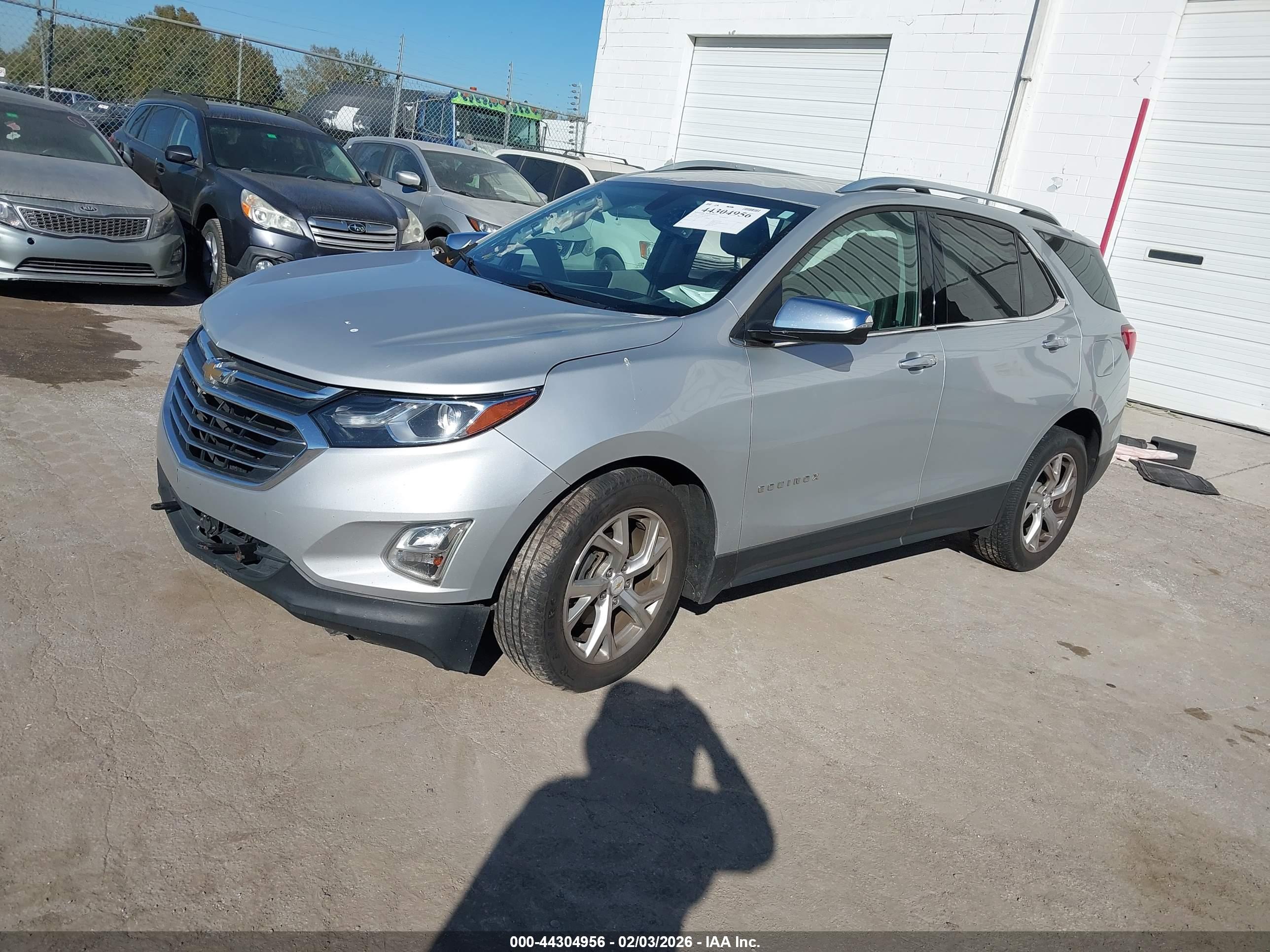 CHEVROLET EQUINOX image 2