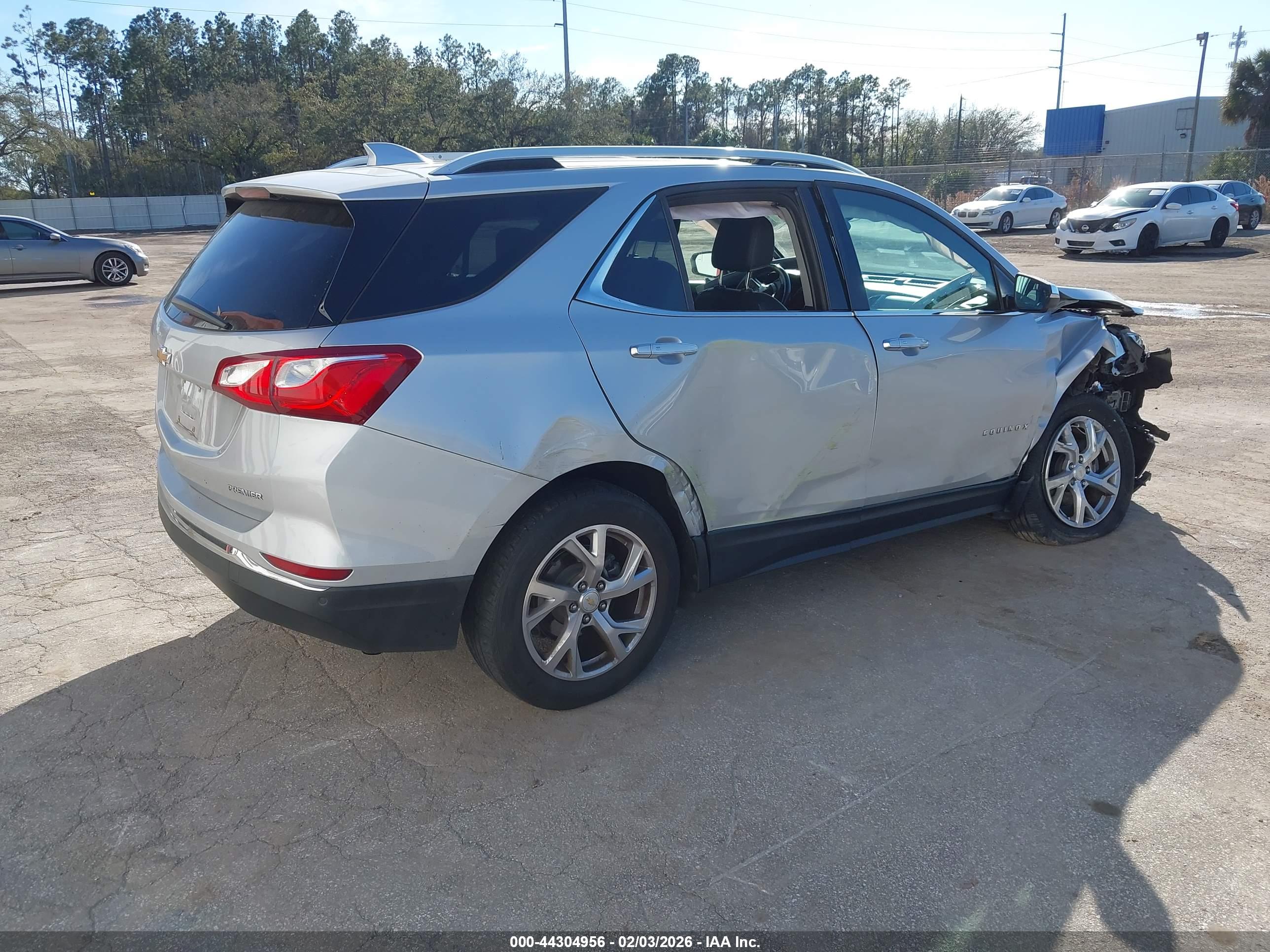 CHEVROLET EQUINOX image 4