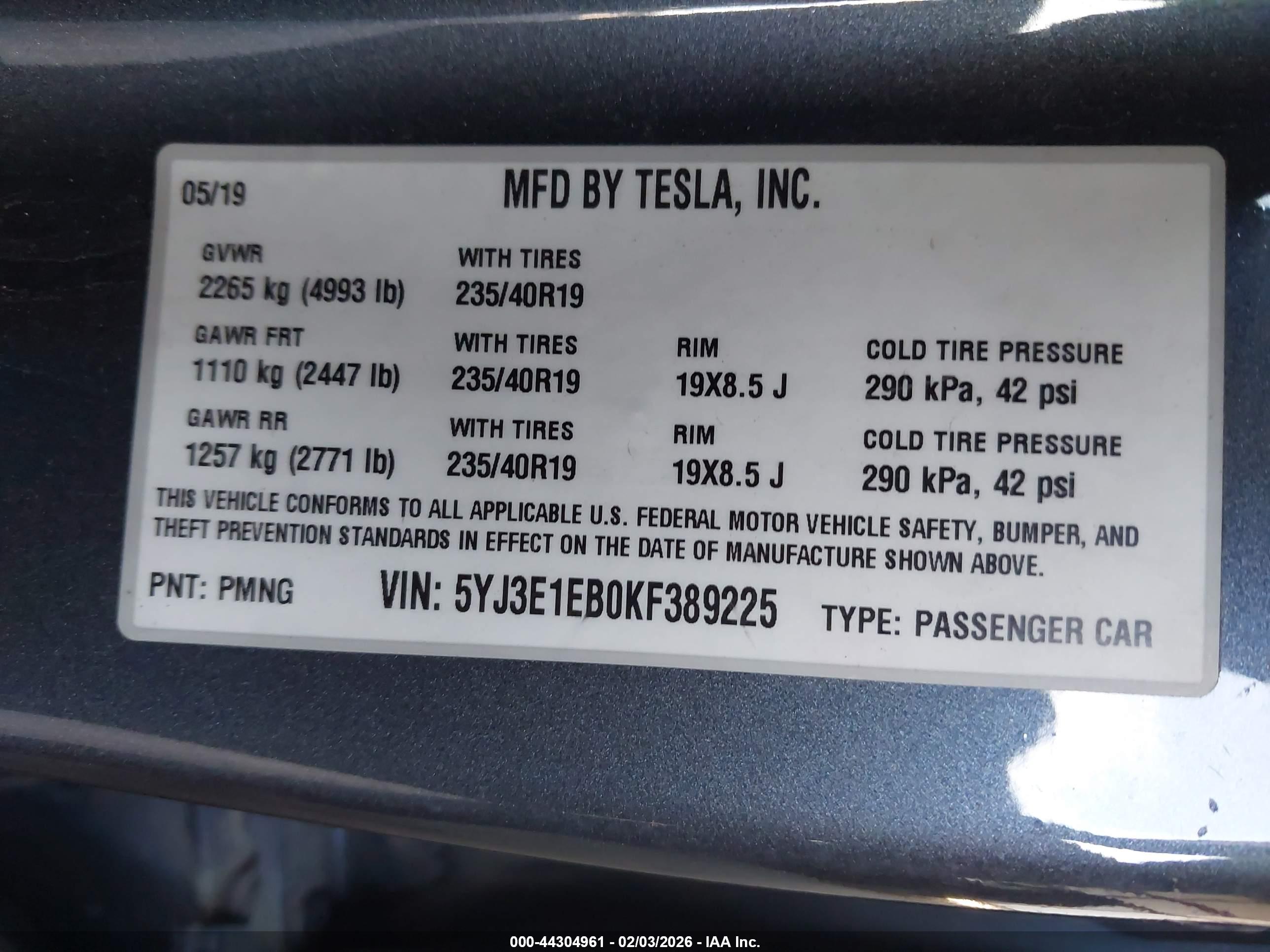 TESLA MODEL image 9