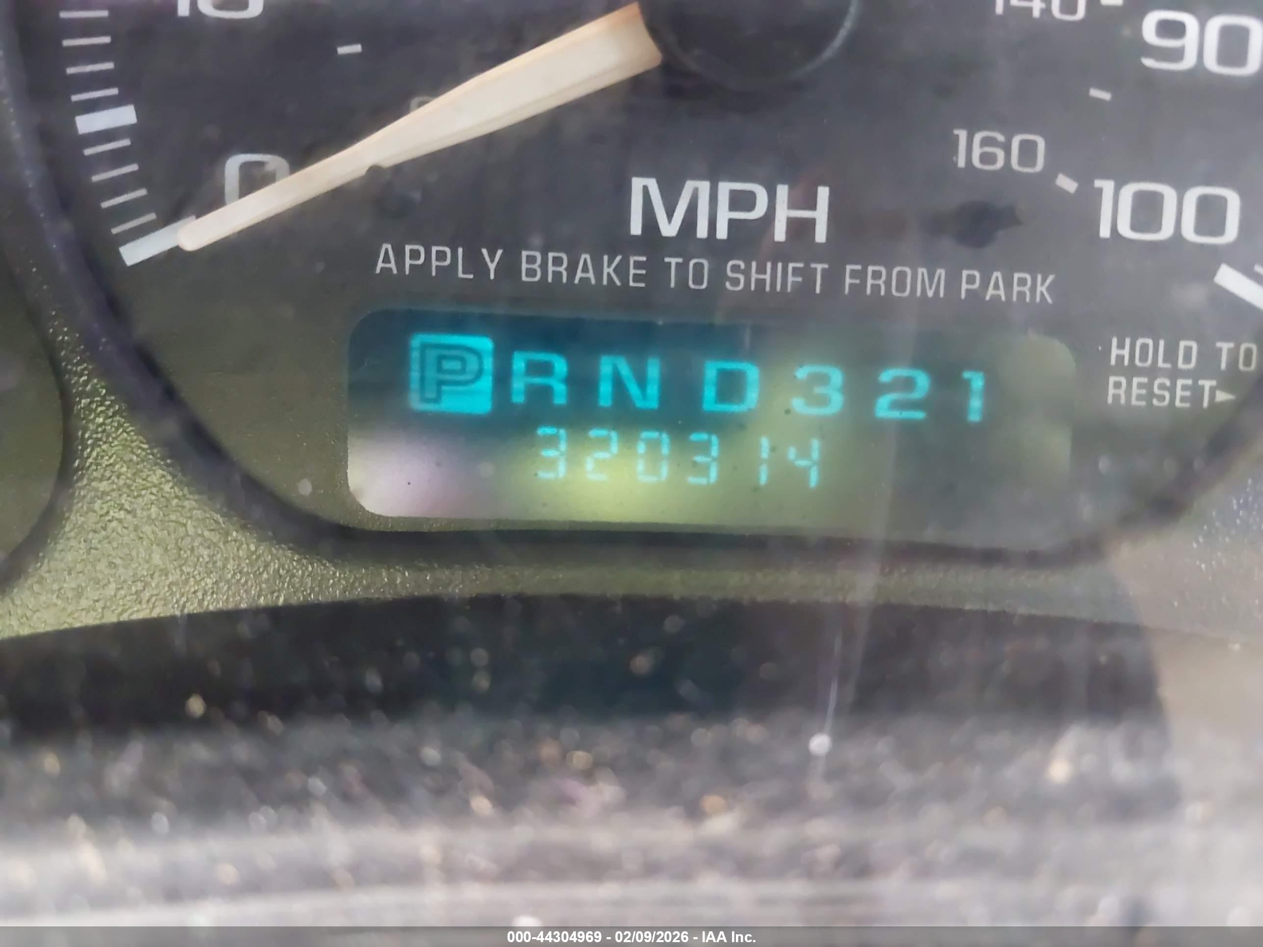 CHEVROLET TAHOE image 7