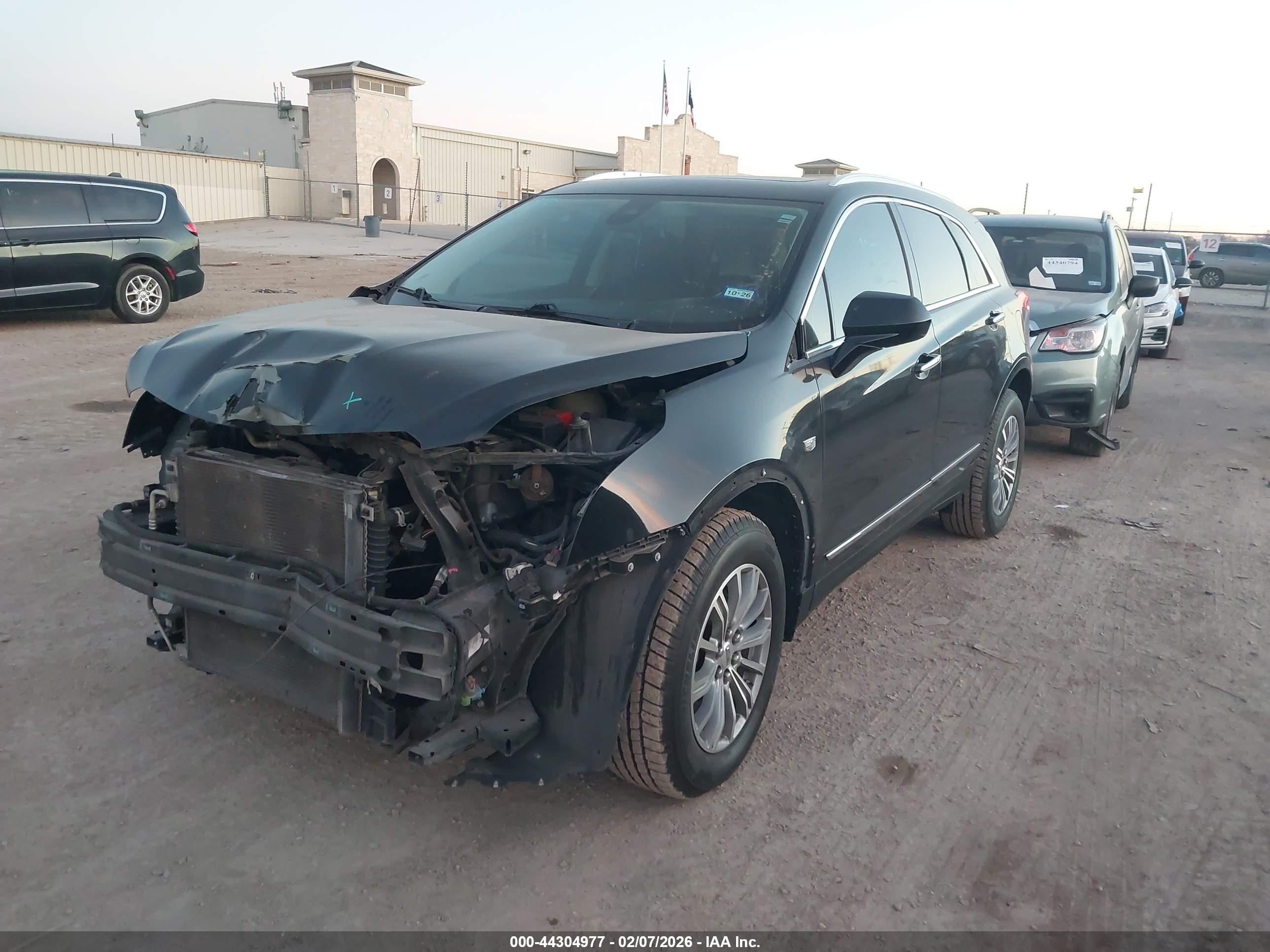 CADILLAC XT5 image 2