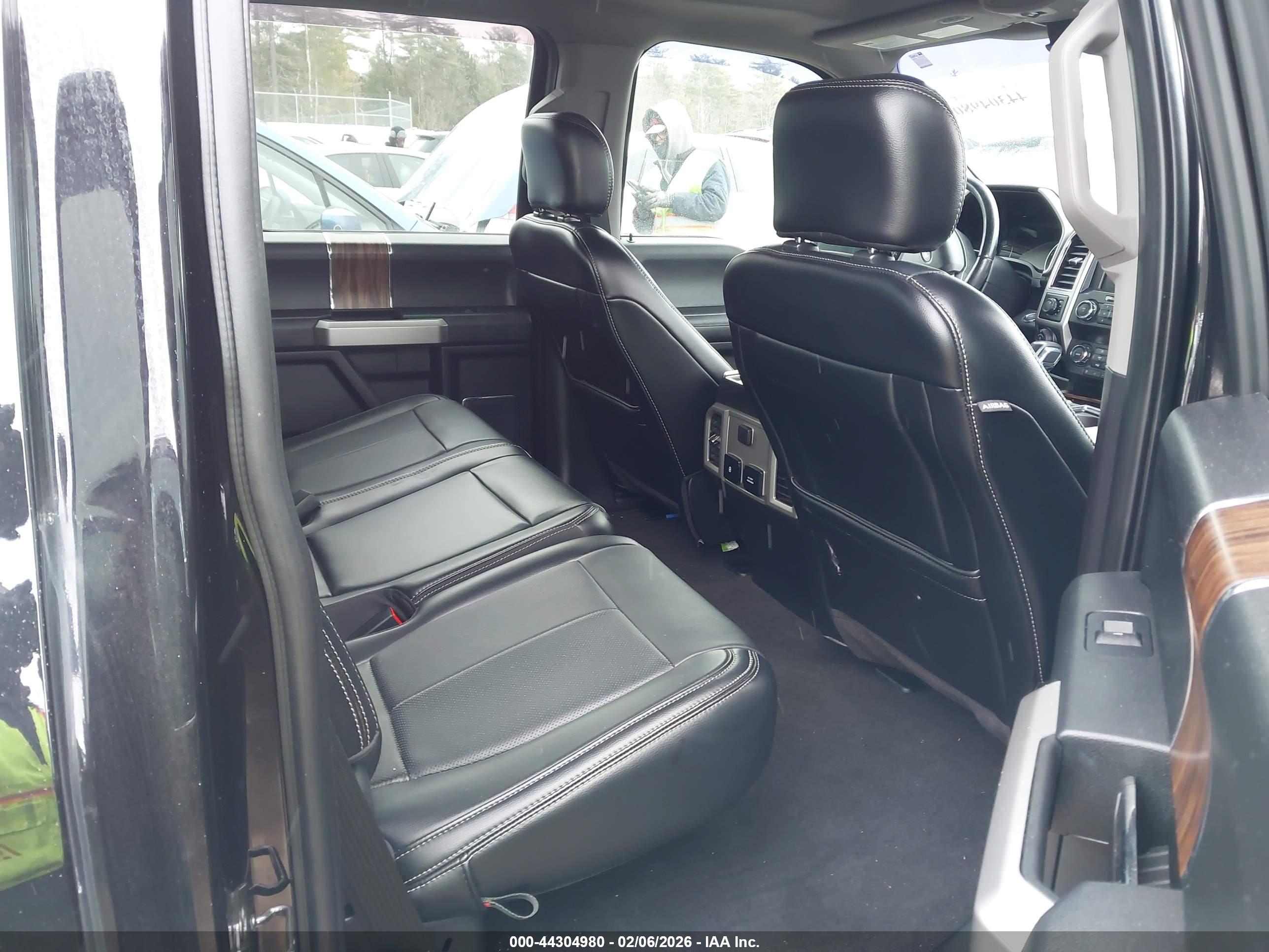 FORD F-150 image 8