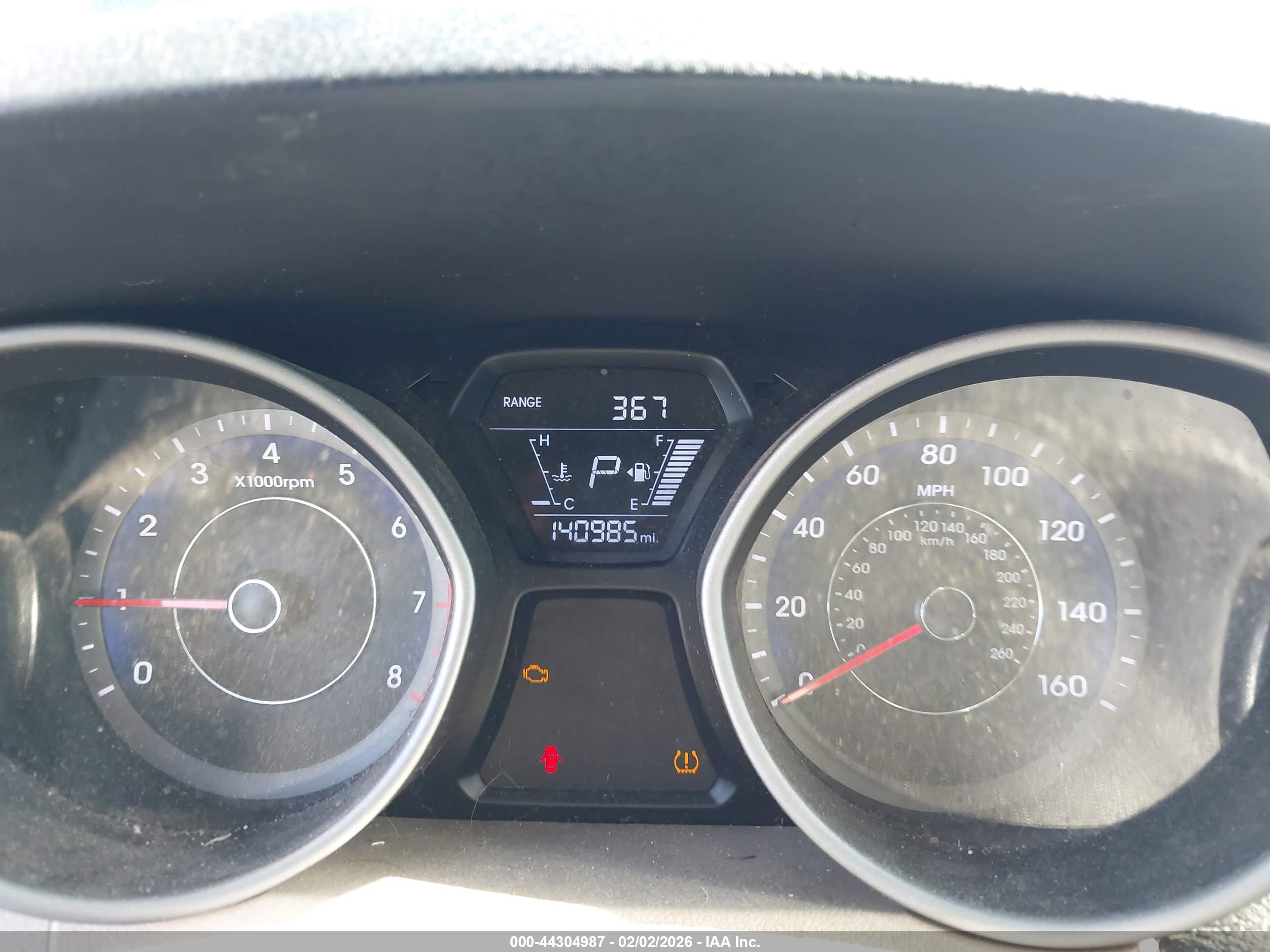 HYUNDAI ELANTRA image 7