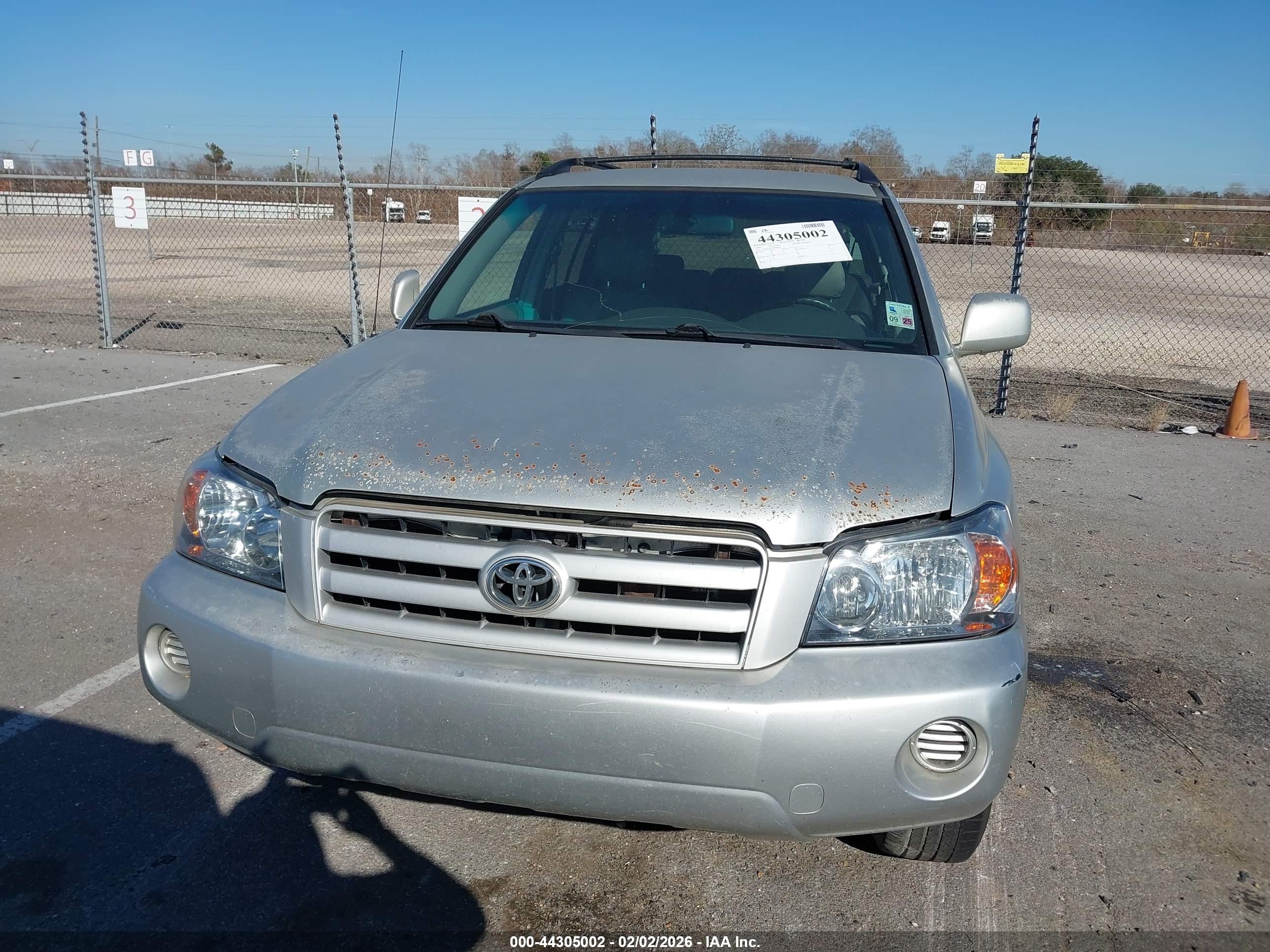 TOYOTA HIGHLANDER image 6