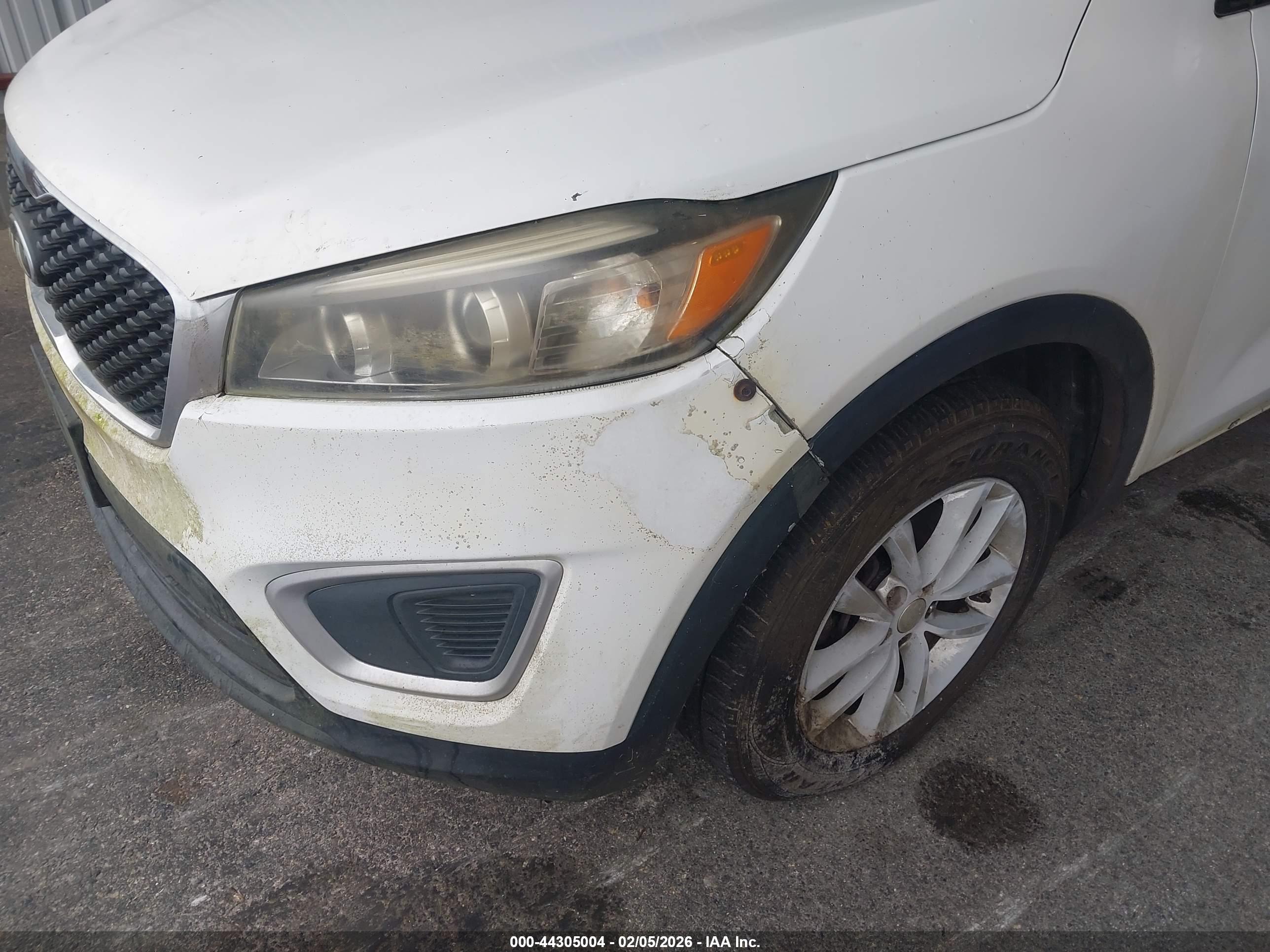 KIA SORENTO image 6
