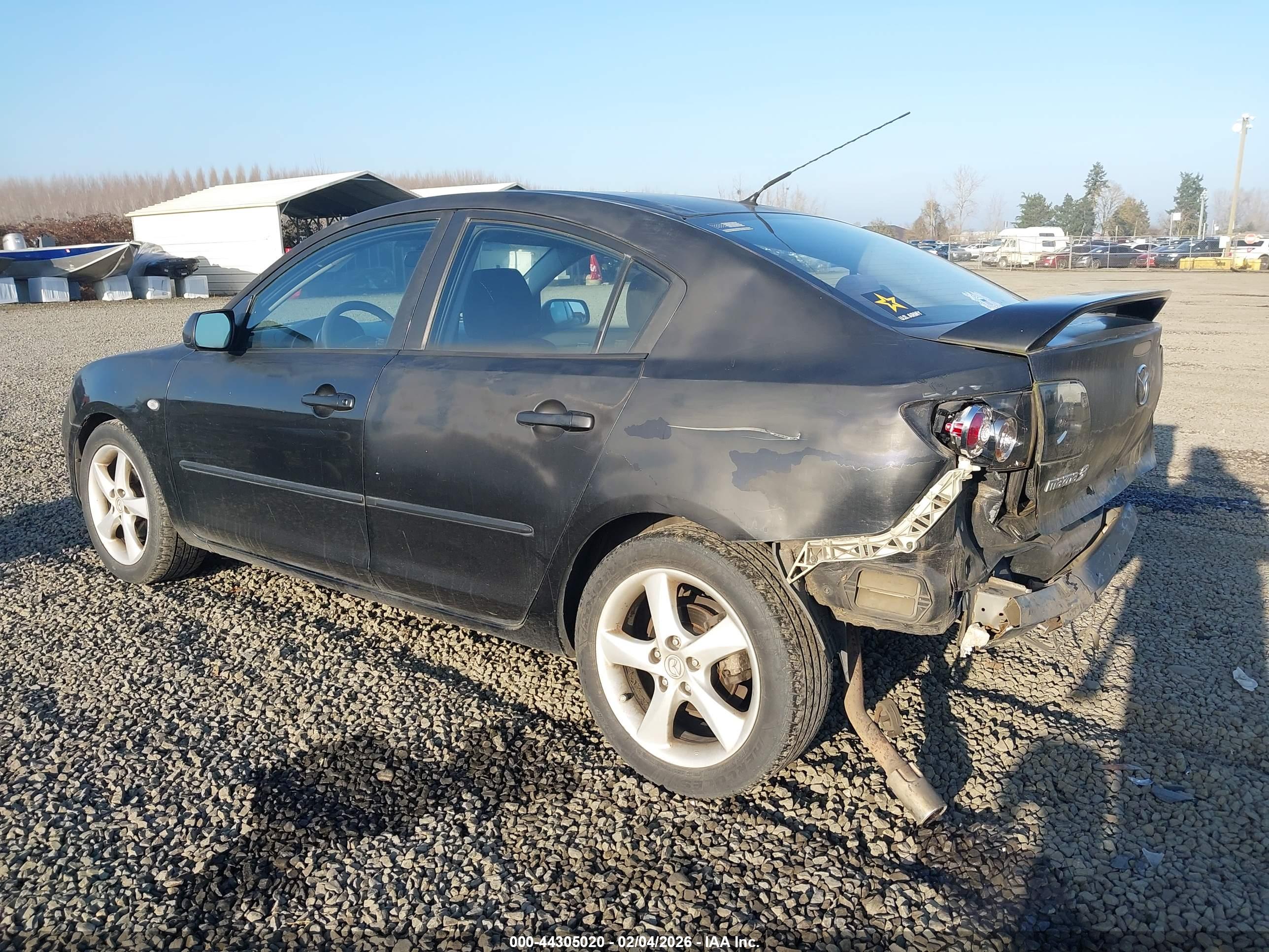 MAZDA MAZDA3 image 3