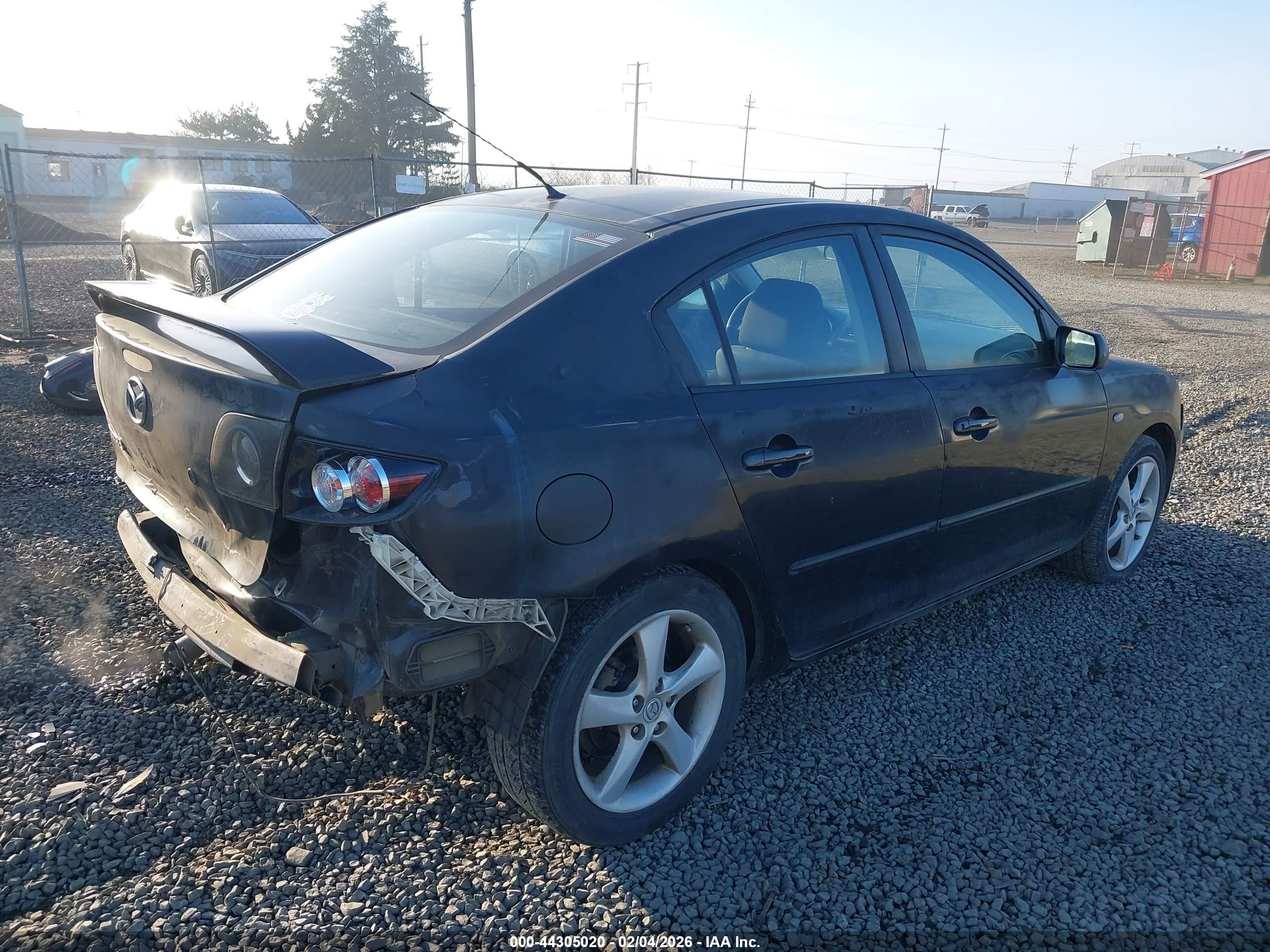 MAZDA MAZDA3 image 4