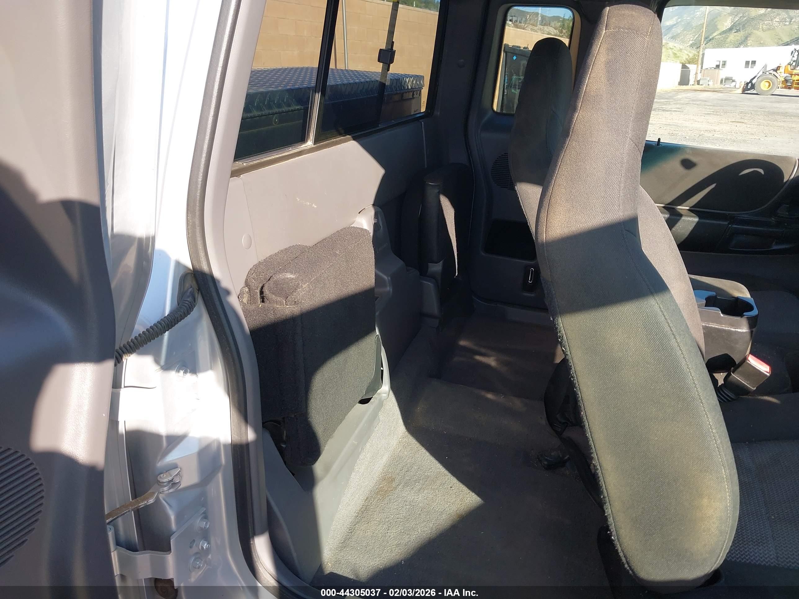 FORD RANGER image 8