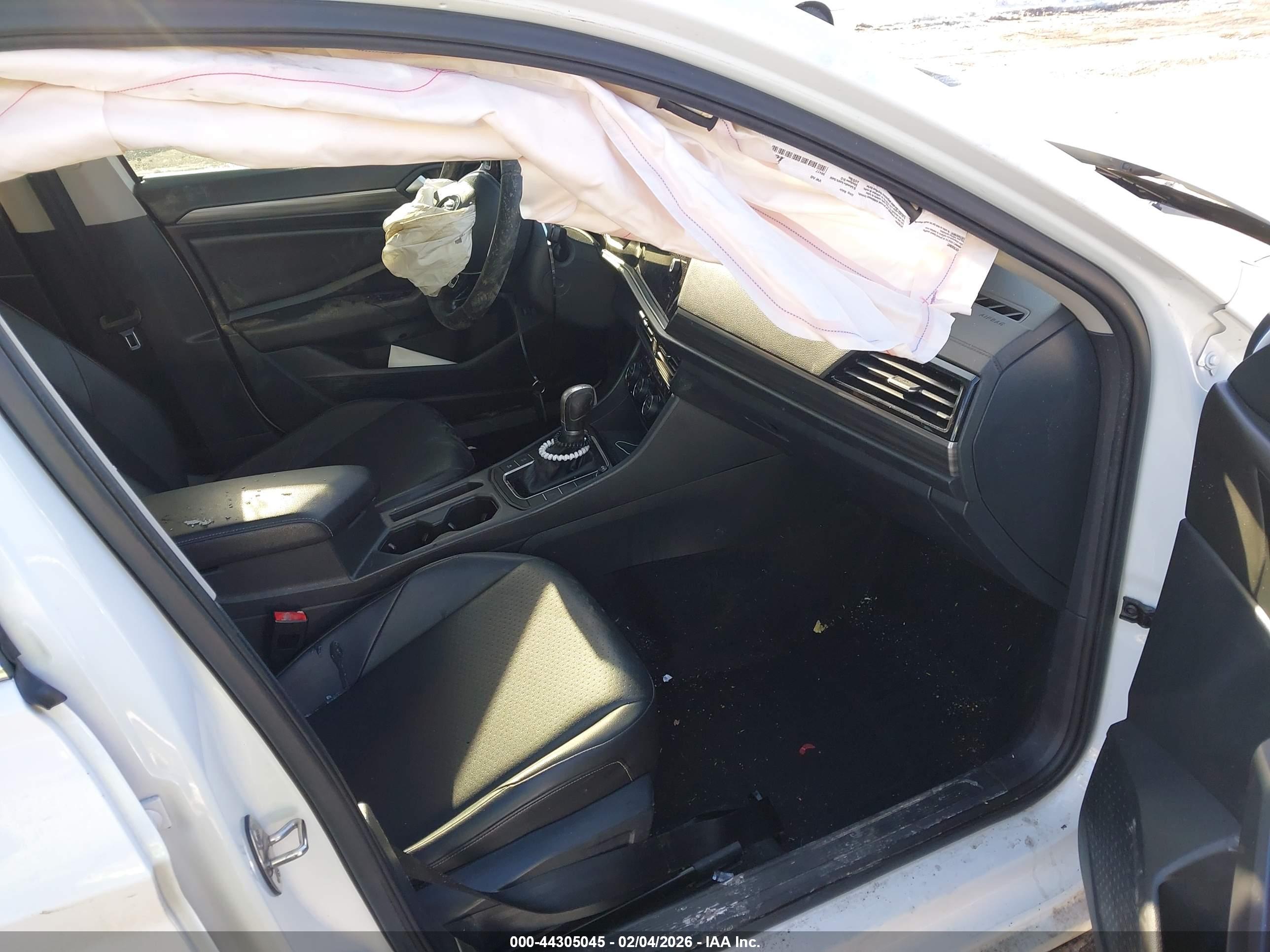 VOLKSWAGEN JETTA image 5