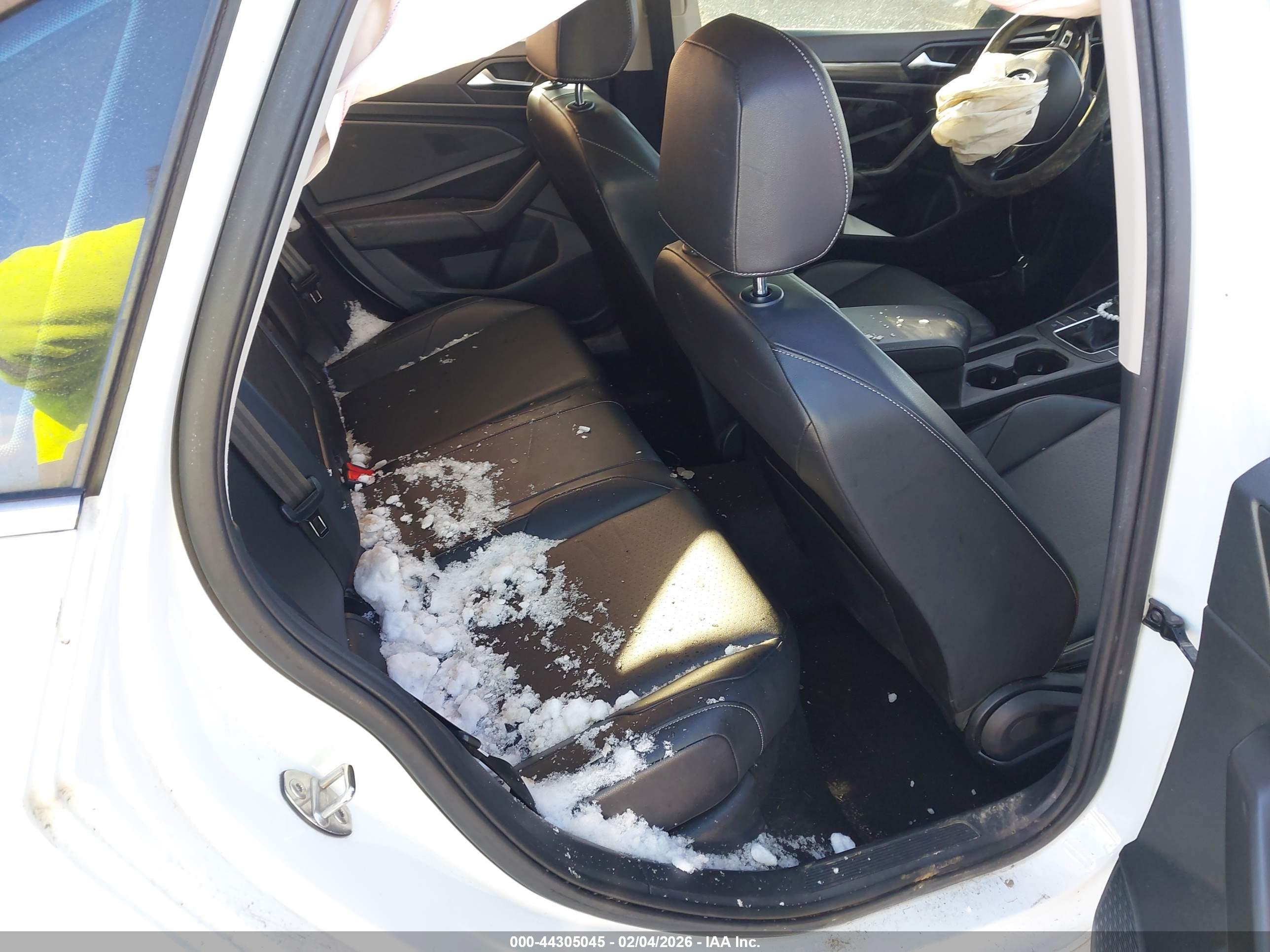 VOLKSWAGEN JETTA image 8