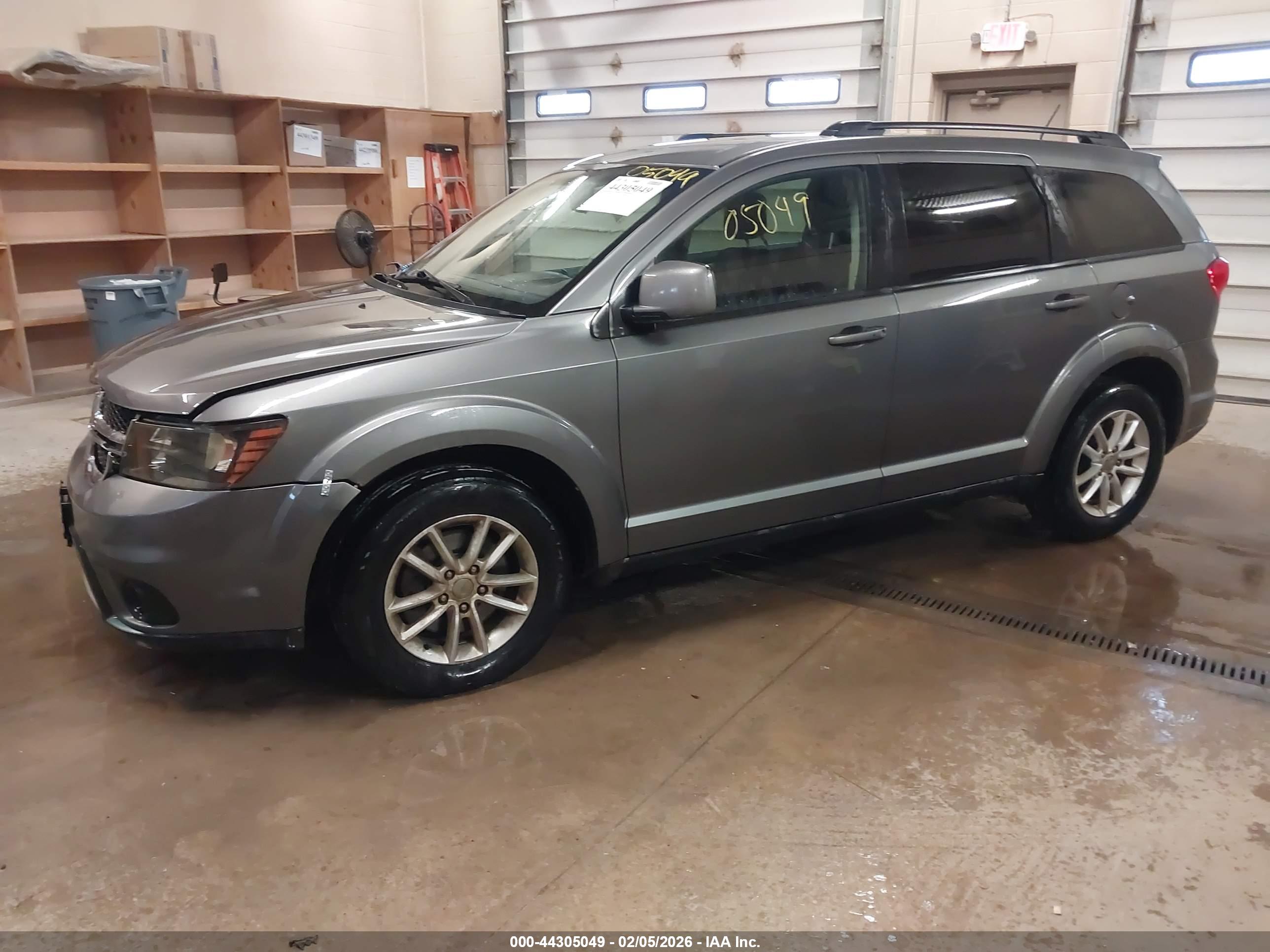 DODGE JOURNEY image 2