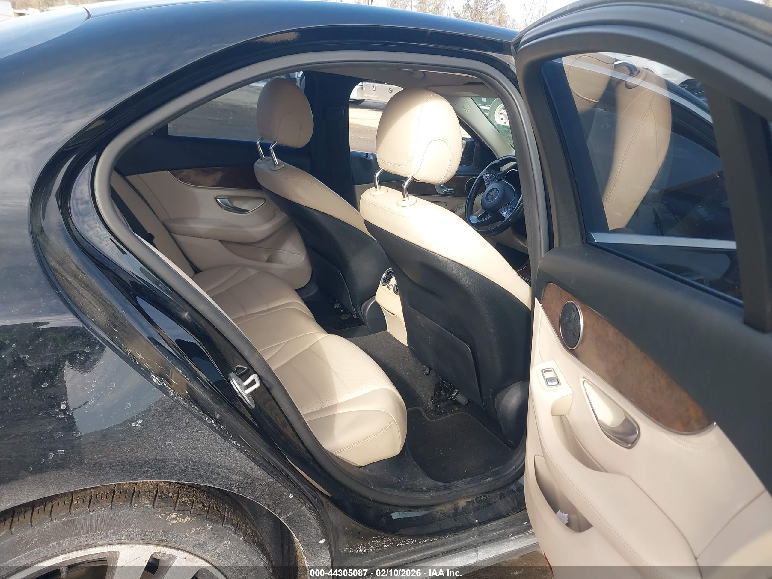 MERCEDES-BENZ C image 8
