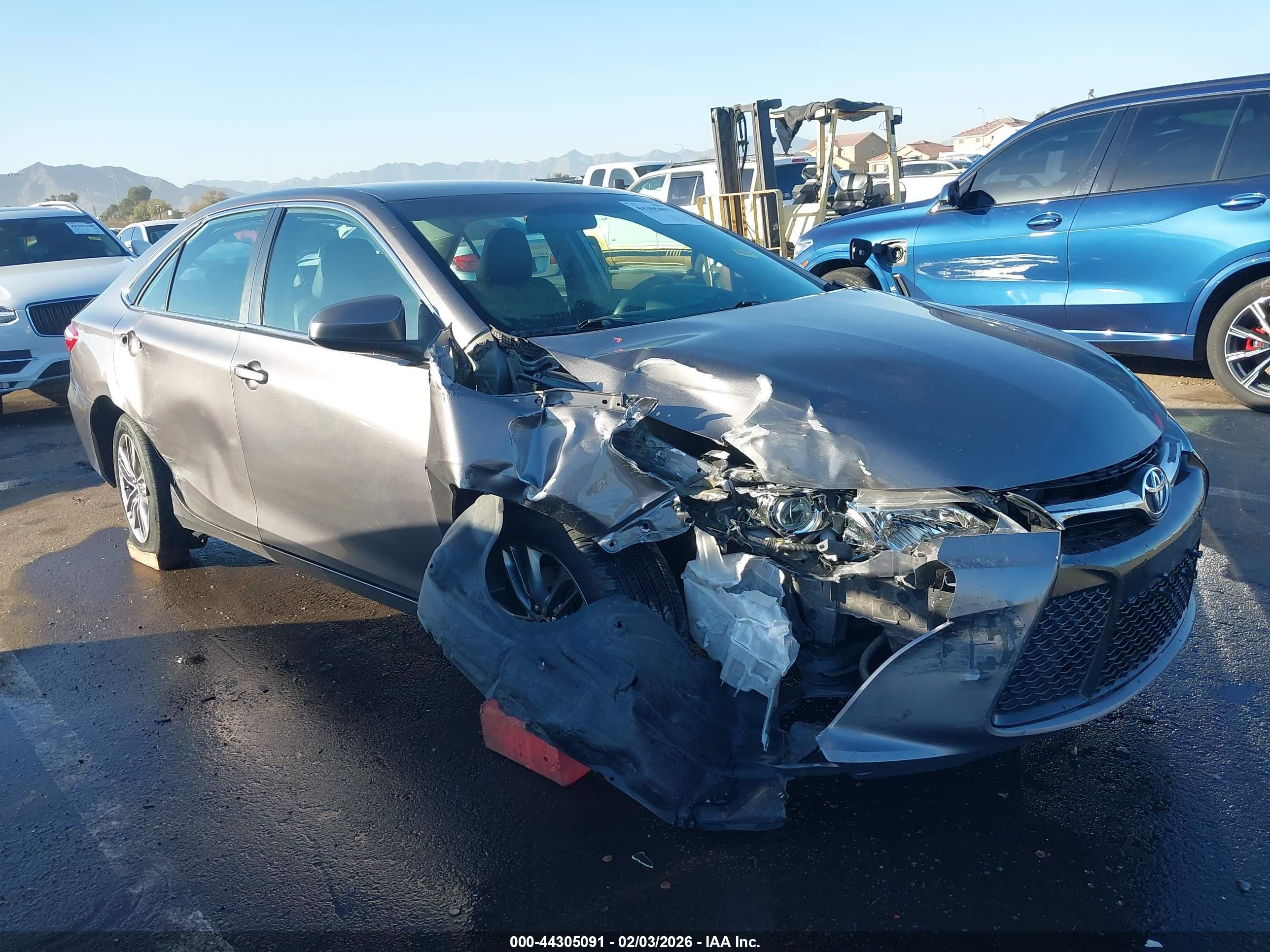 TOYOTA CAMRY image 6