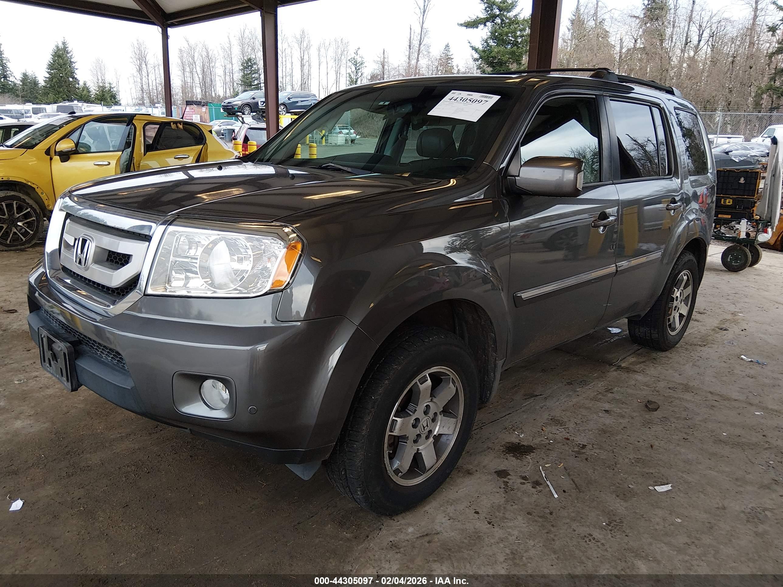HONDA PILOT image 2