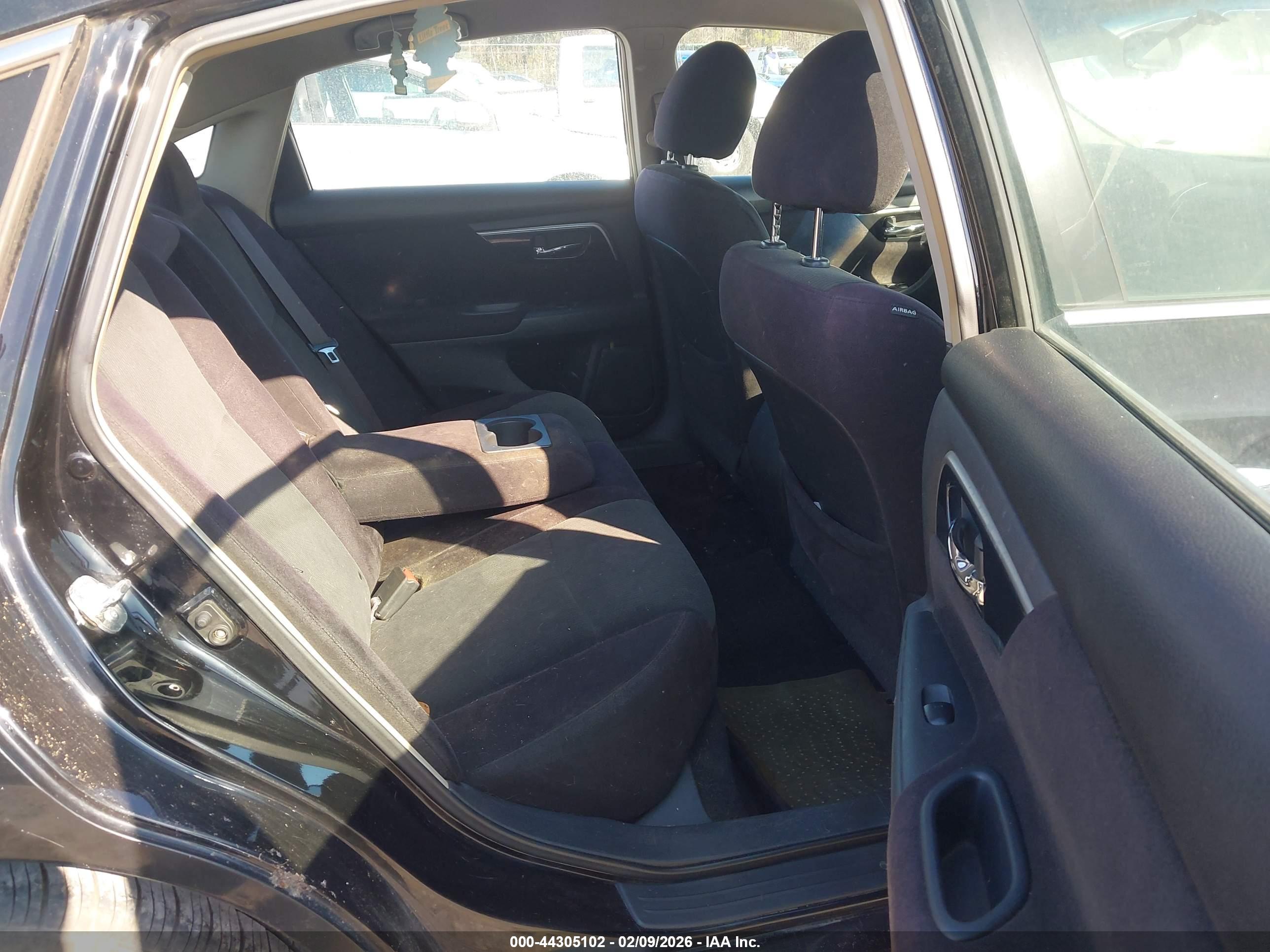 NISSAN ALTIMA image 8
