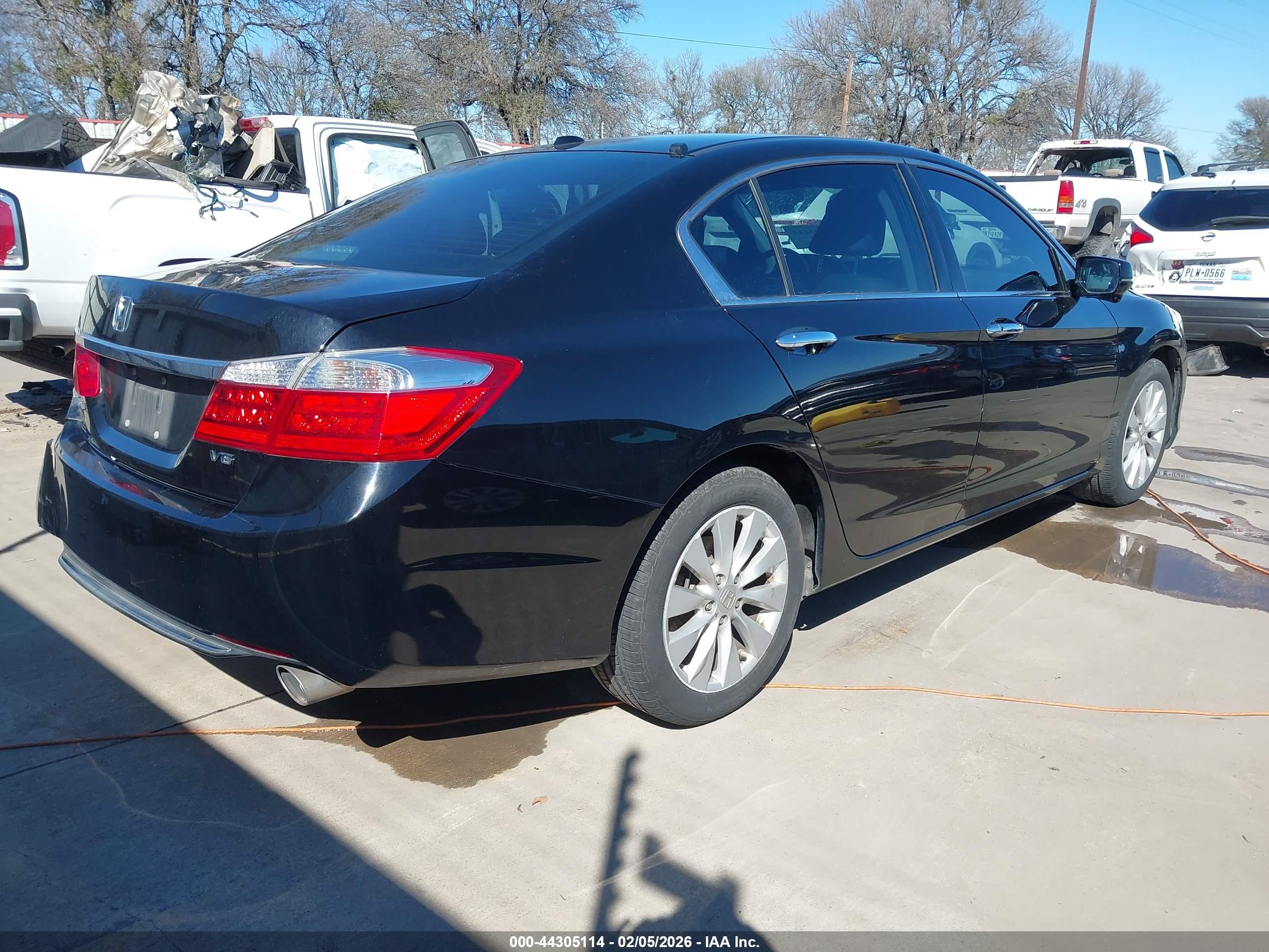 HONDA ACCORD image 4