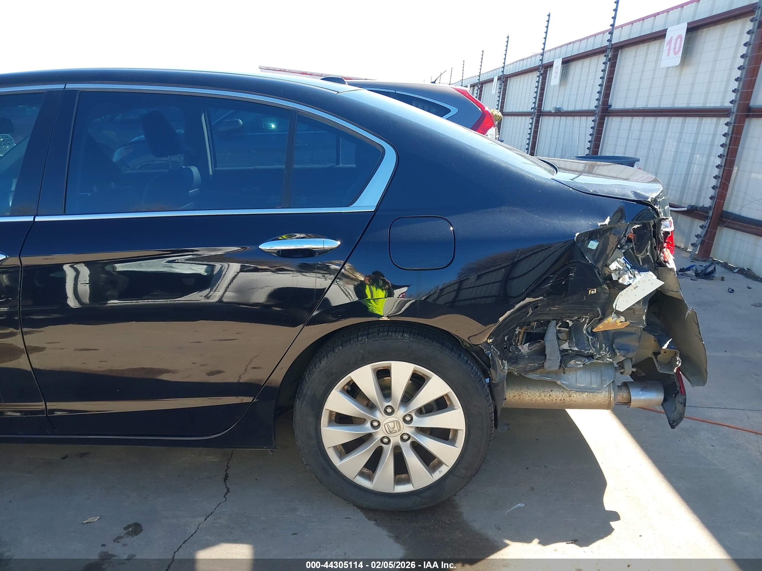 HONDA ACCORD image 6