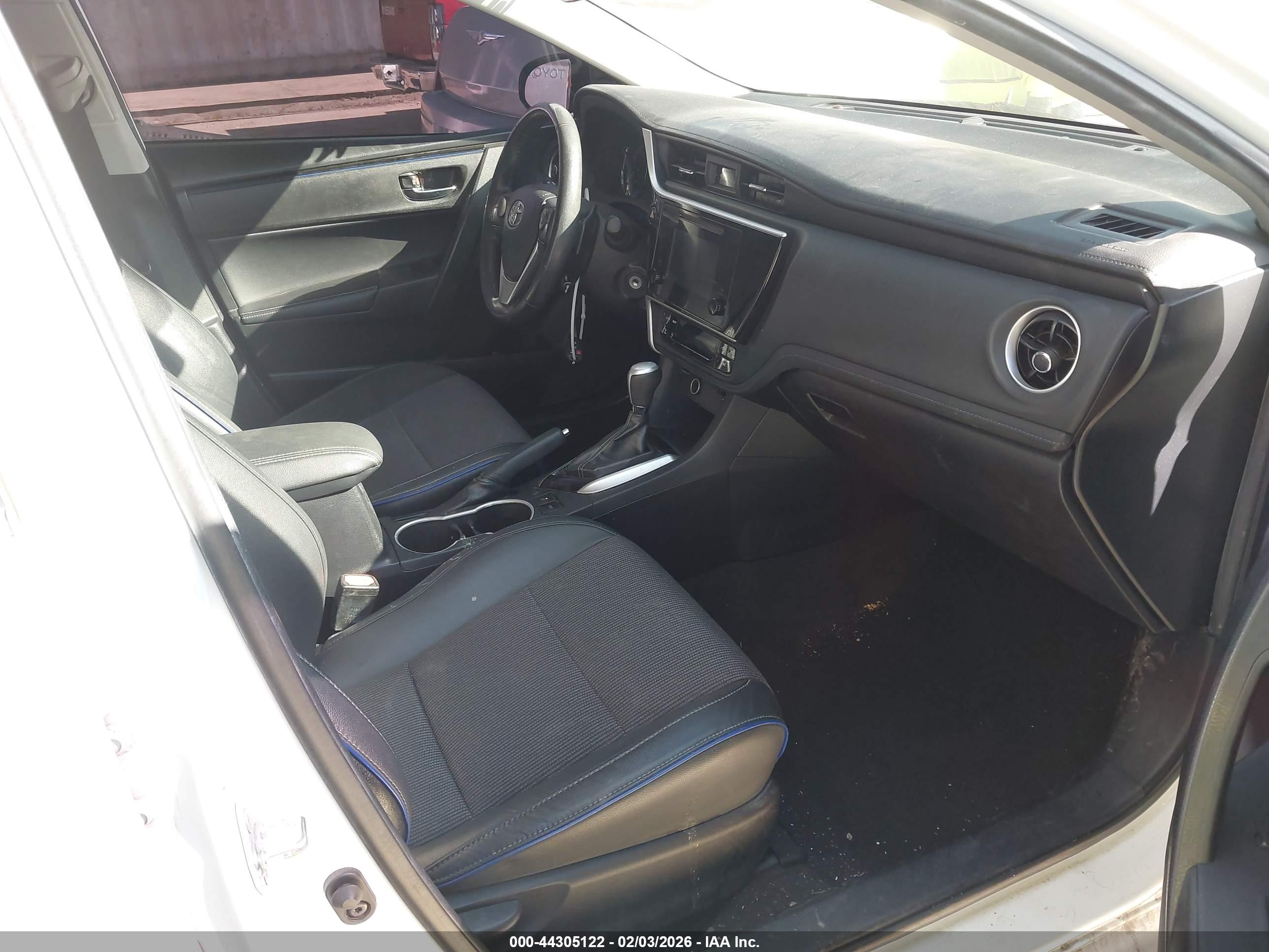 TOYOTA COROLLA image 5