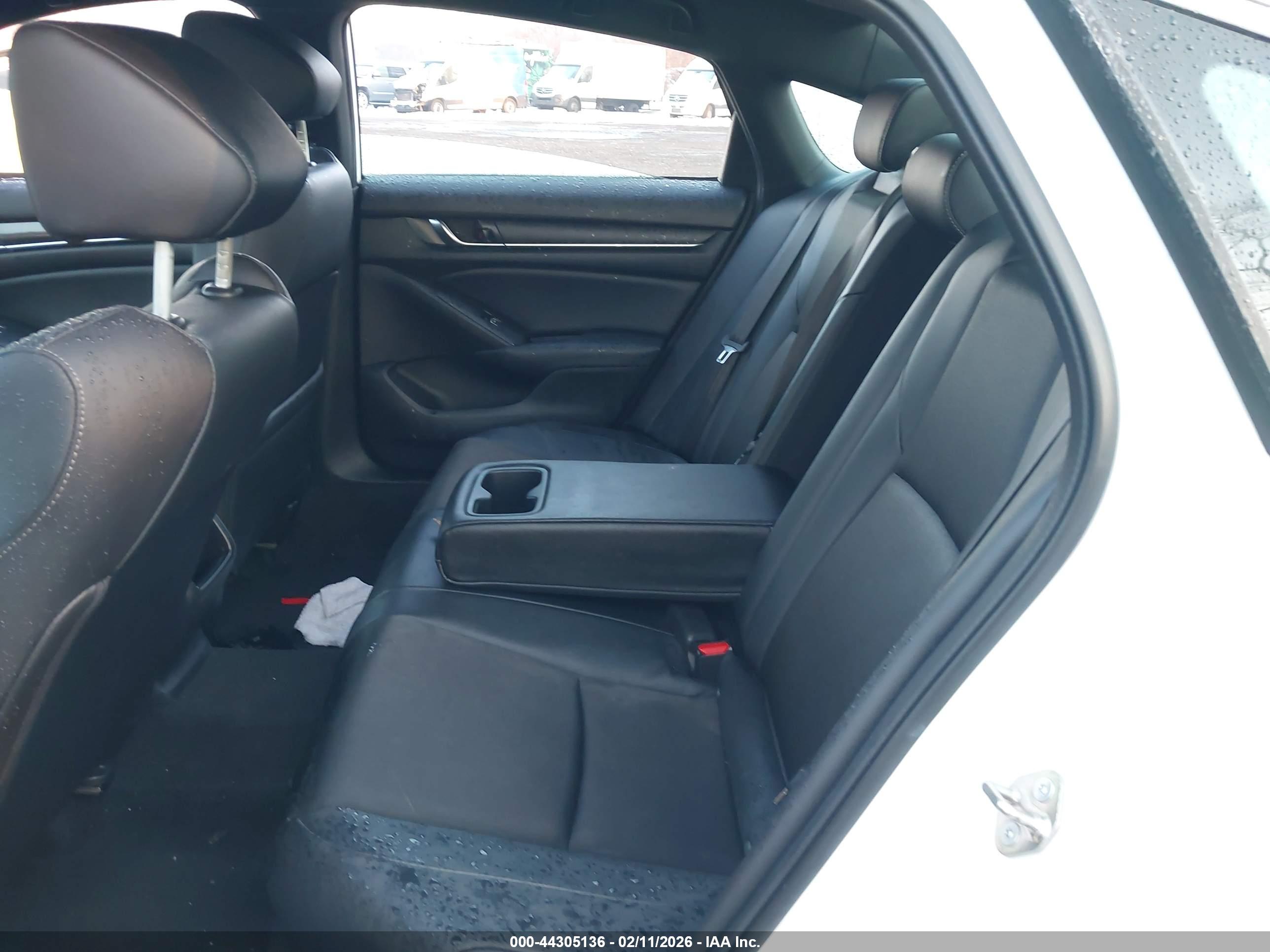 HONDA ACCORD image 8