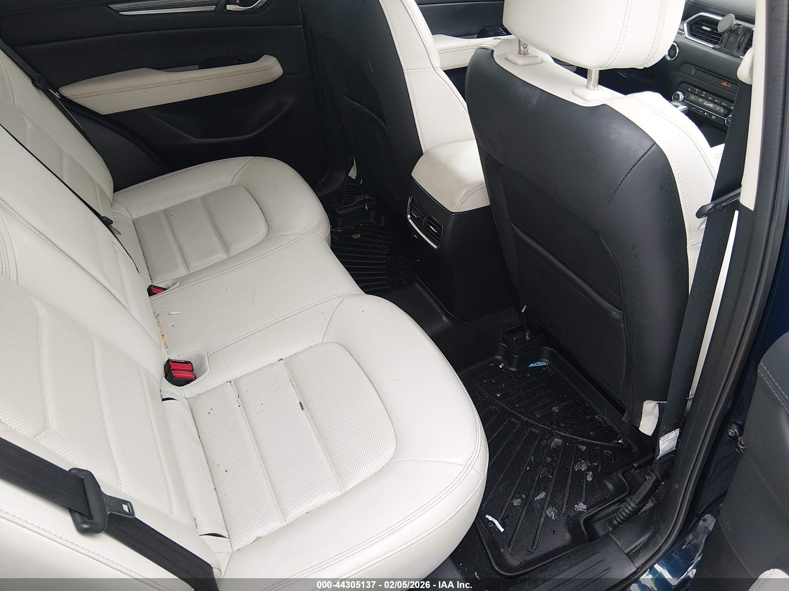 MAZDA CX-5 image 8