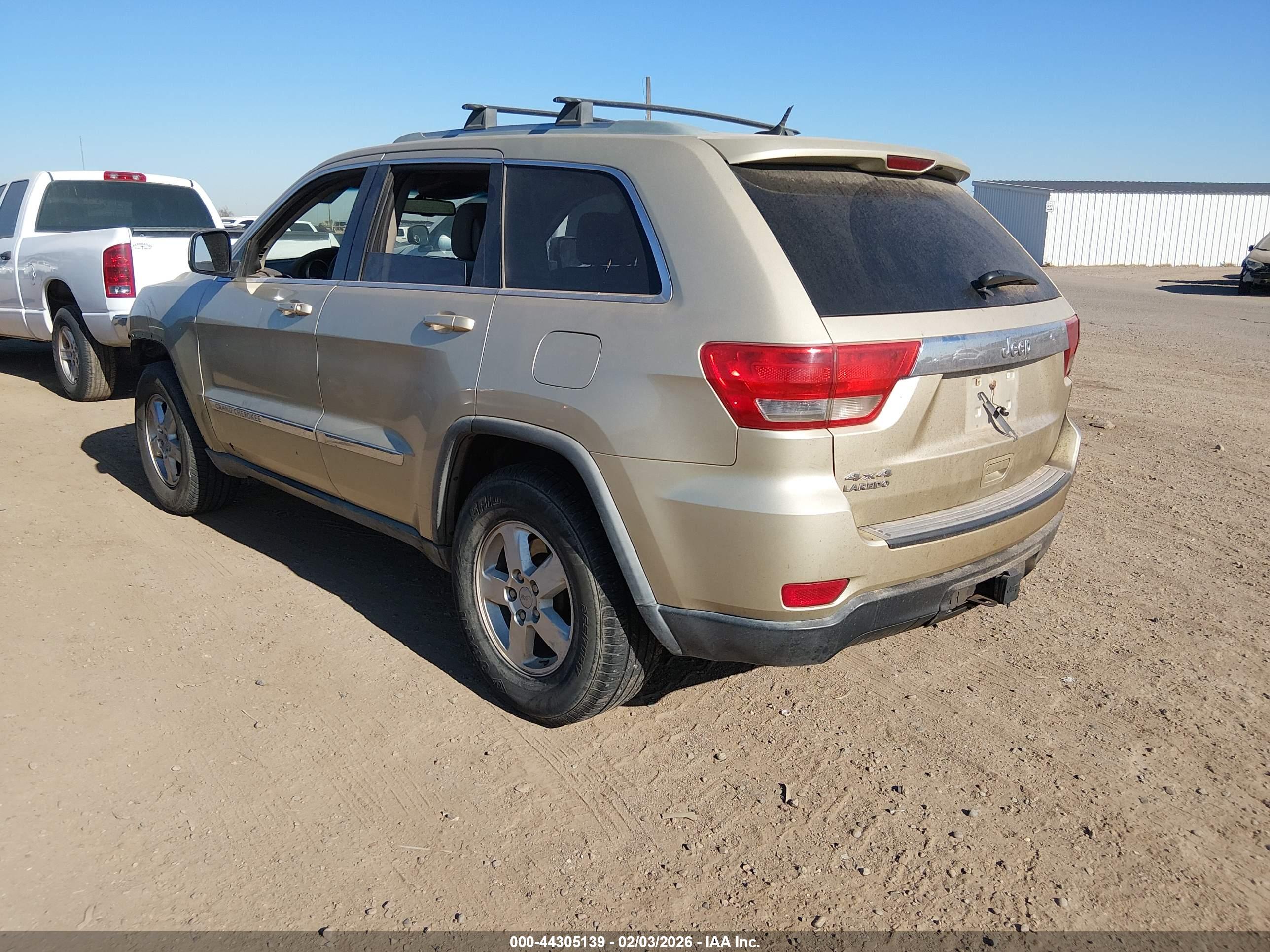 JEEP GRAND image 3