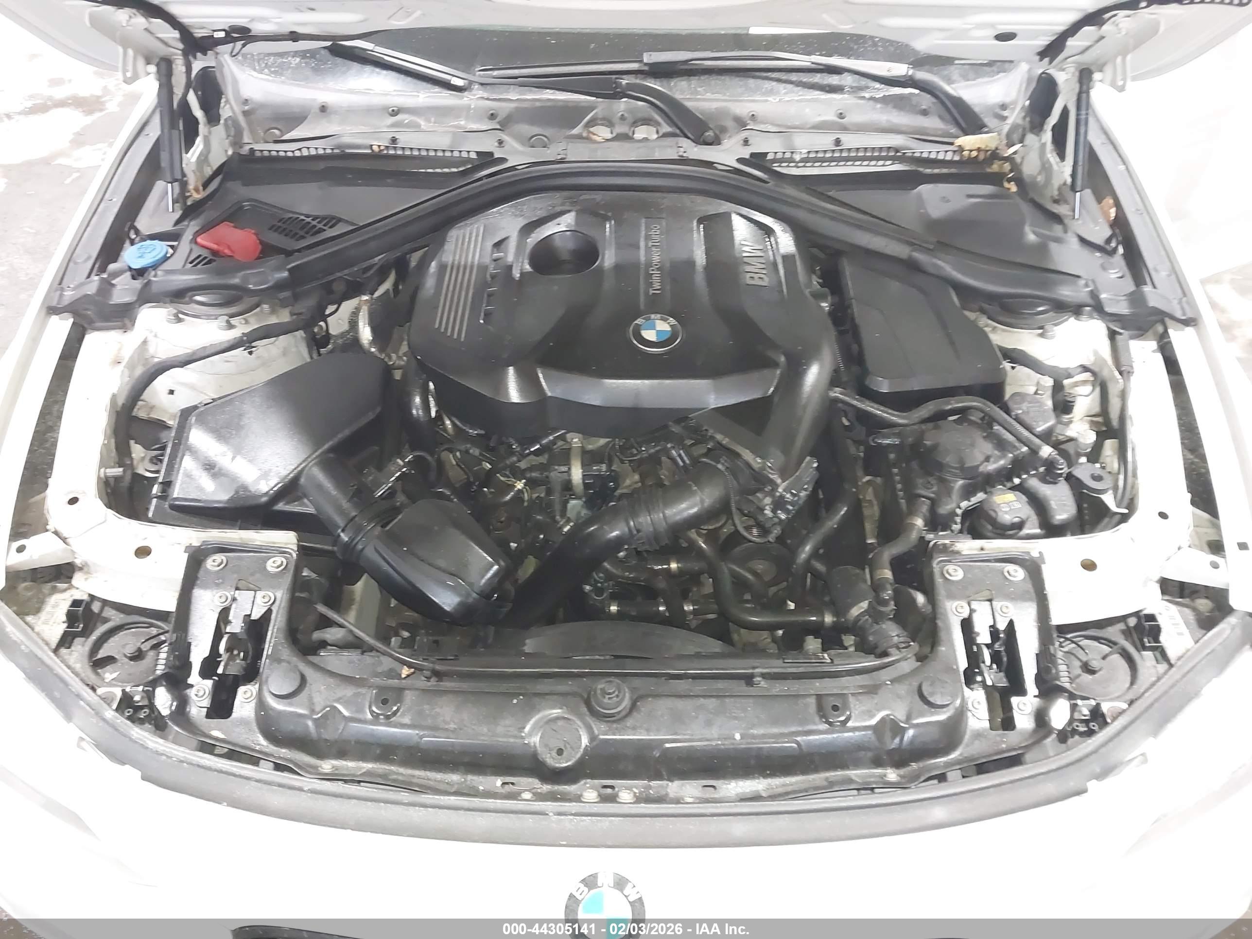 BMW 330I image 10