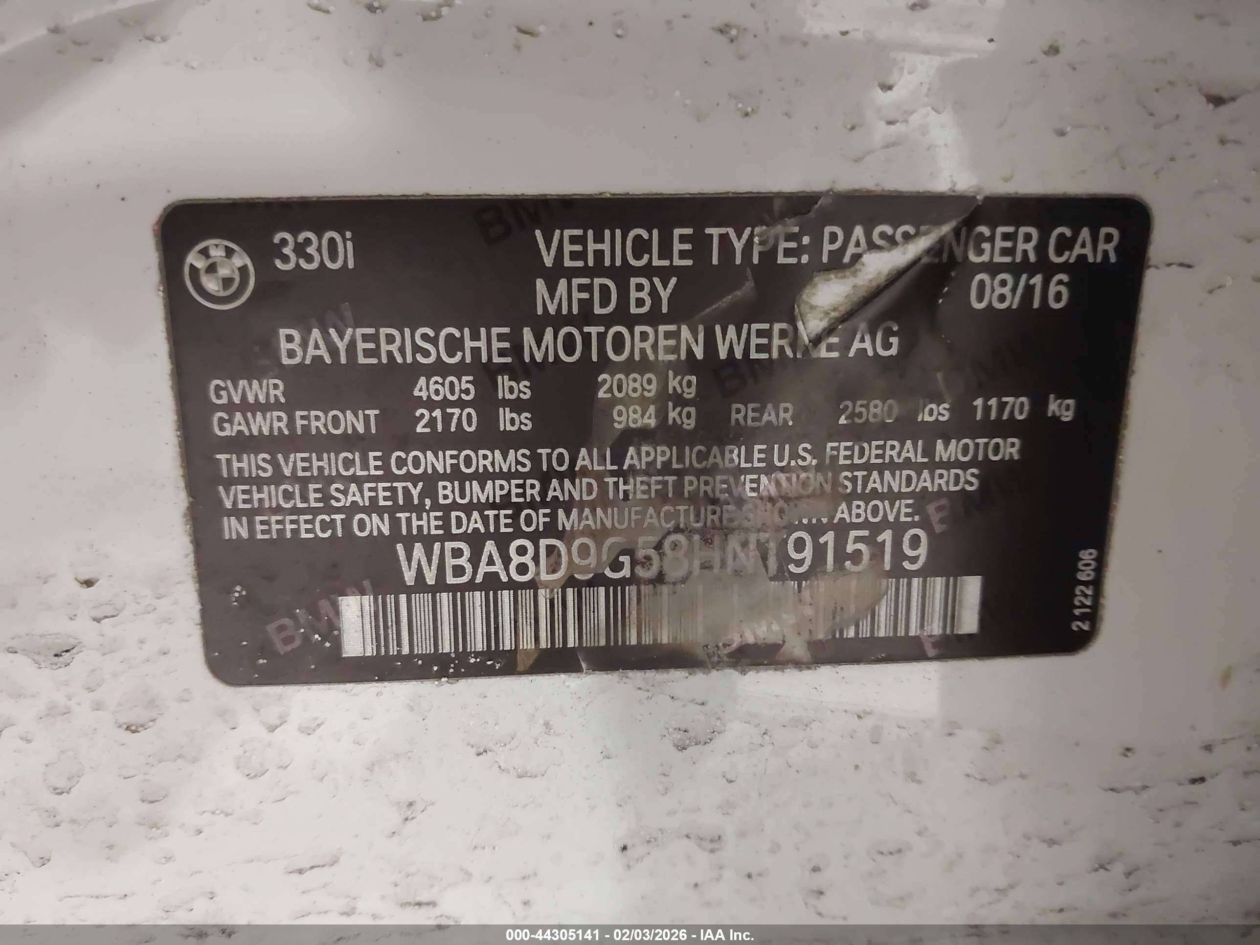 BMW 330I image 9